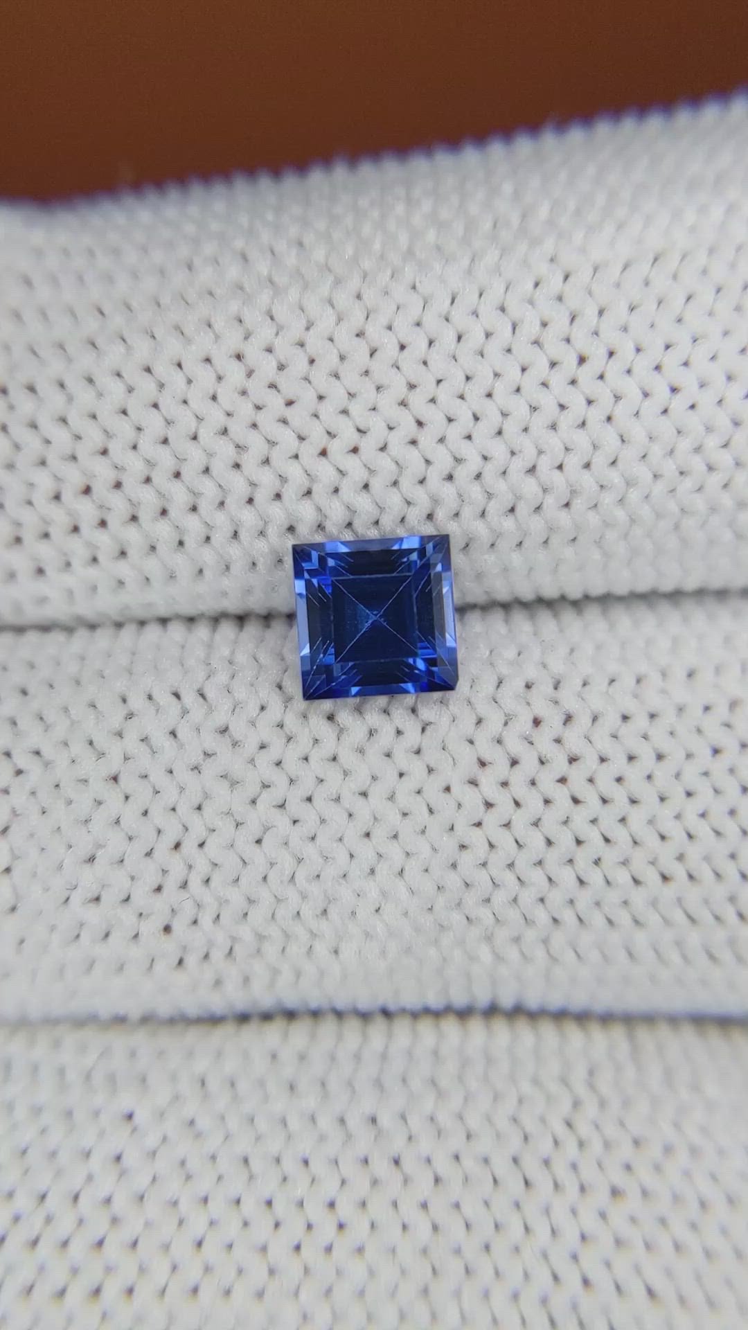 1.16 Ct. Blue Sapphire from Ceylon (Sri Lanka) Size Video