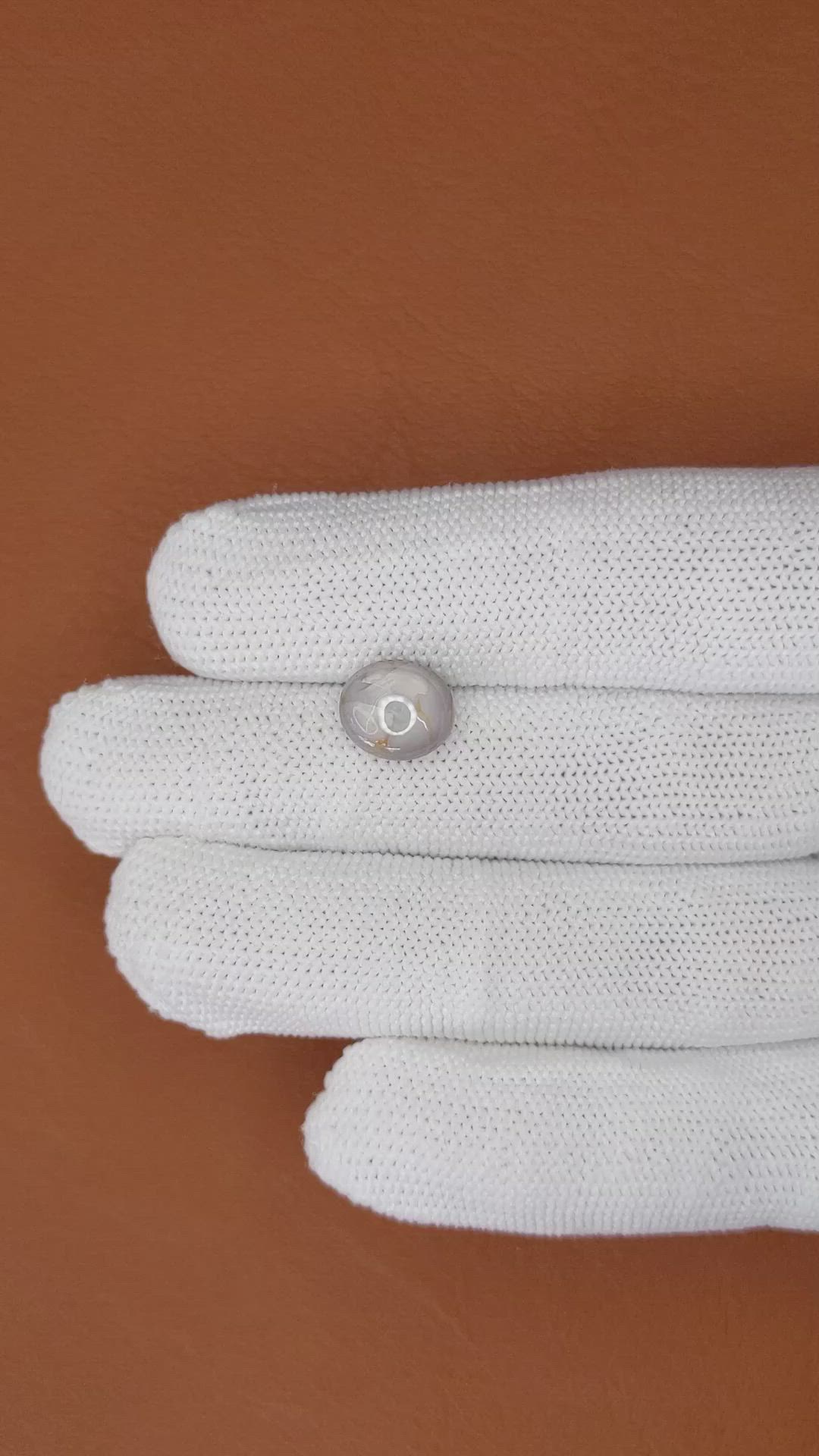 4.90 Ct. Grey Star Sapphire from Ceylon (Sri Lanka) Size Video