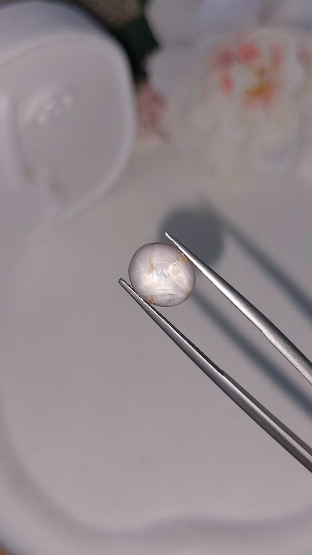 4.90 Ct. Grey Star Sapphire from Ceylon (Sri Lanka) Size Video