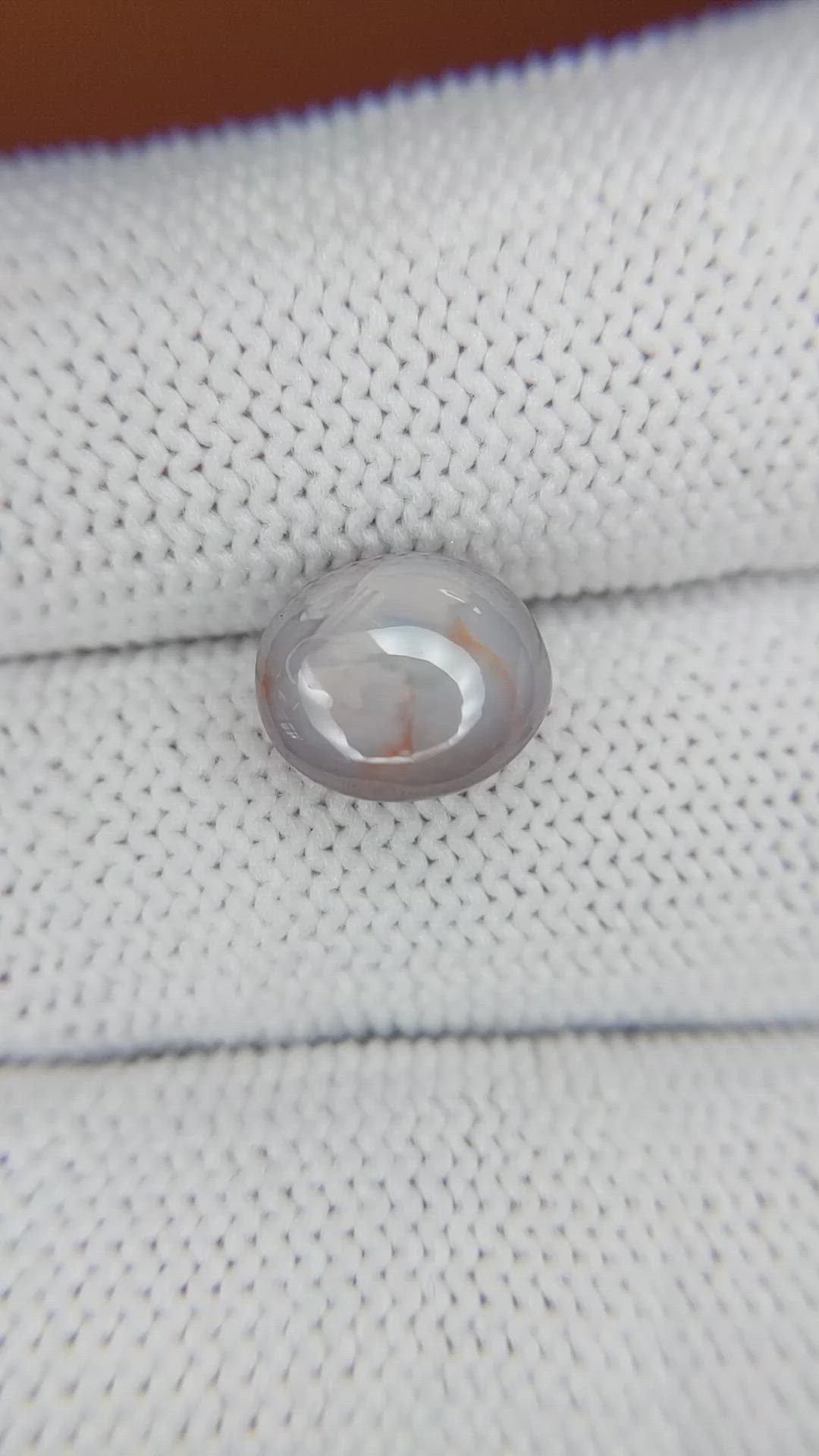 4.90 Ct. Grey Star Sapphire from Ceylon (Sri Lanka) Size Video