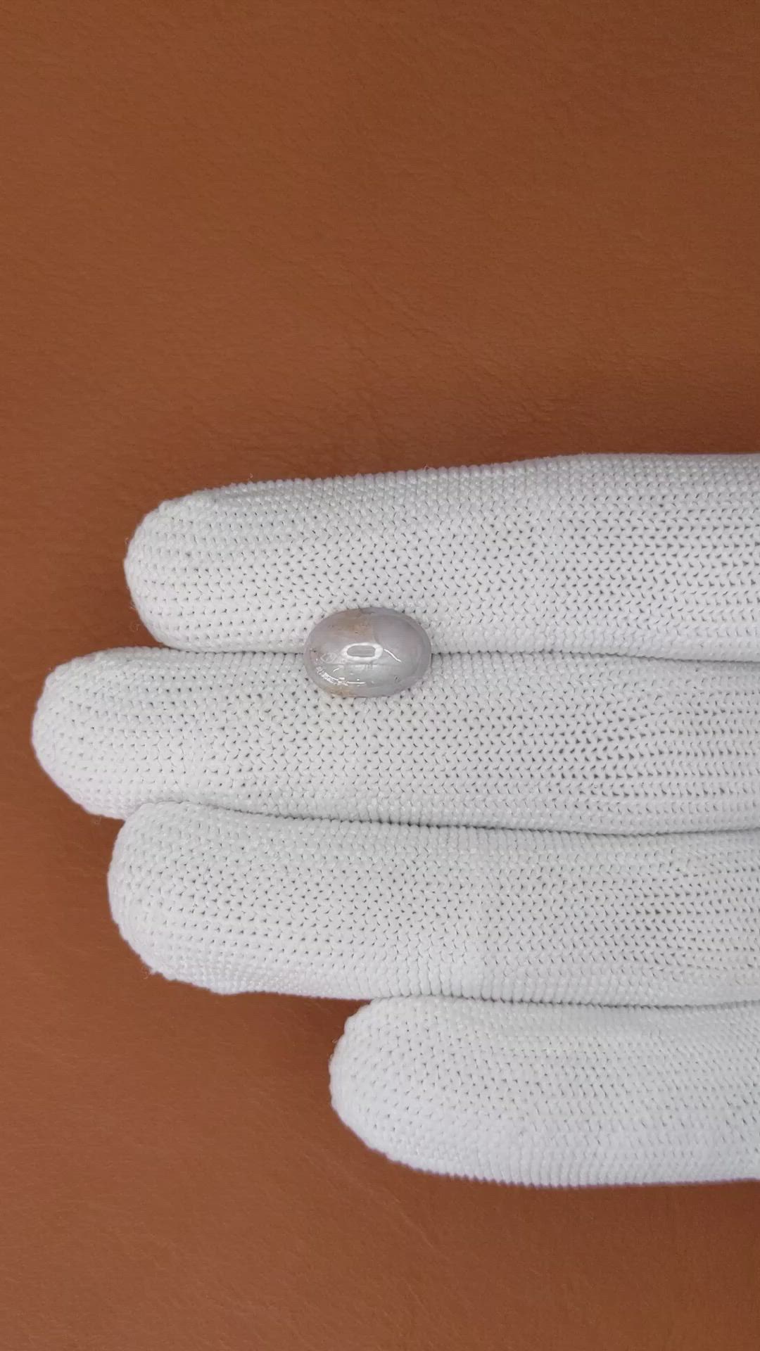 4.12 Ct. Grey Star Sapphire from Ceylon (Sri Lanka) Size Video