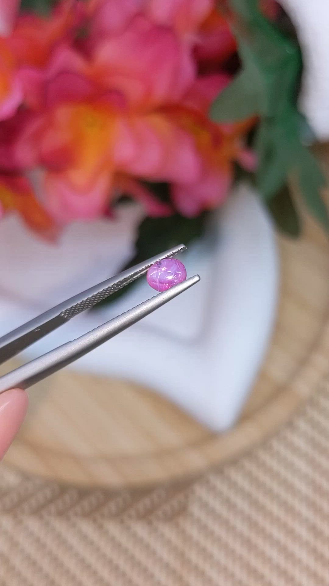 0.93 Ct. Pinkish Purple Star Sapphire from Ceylon (Sri Lanka) Size Video