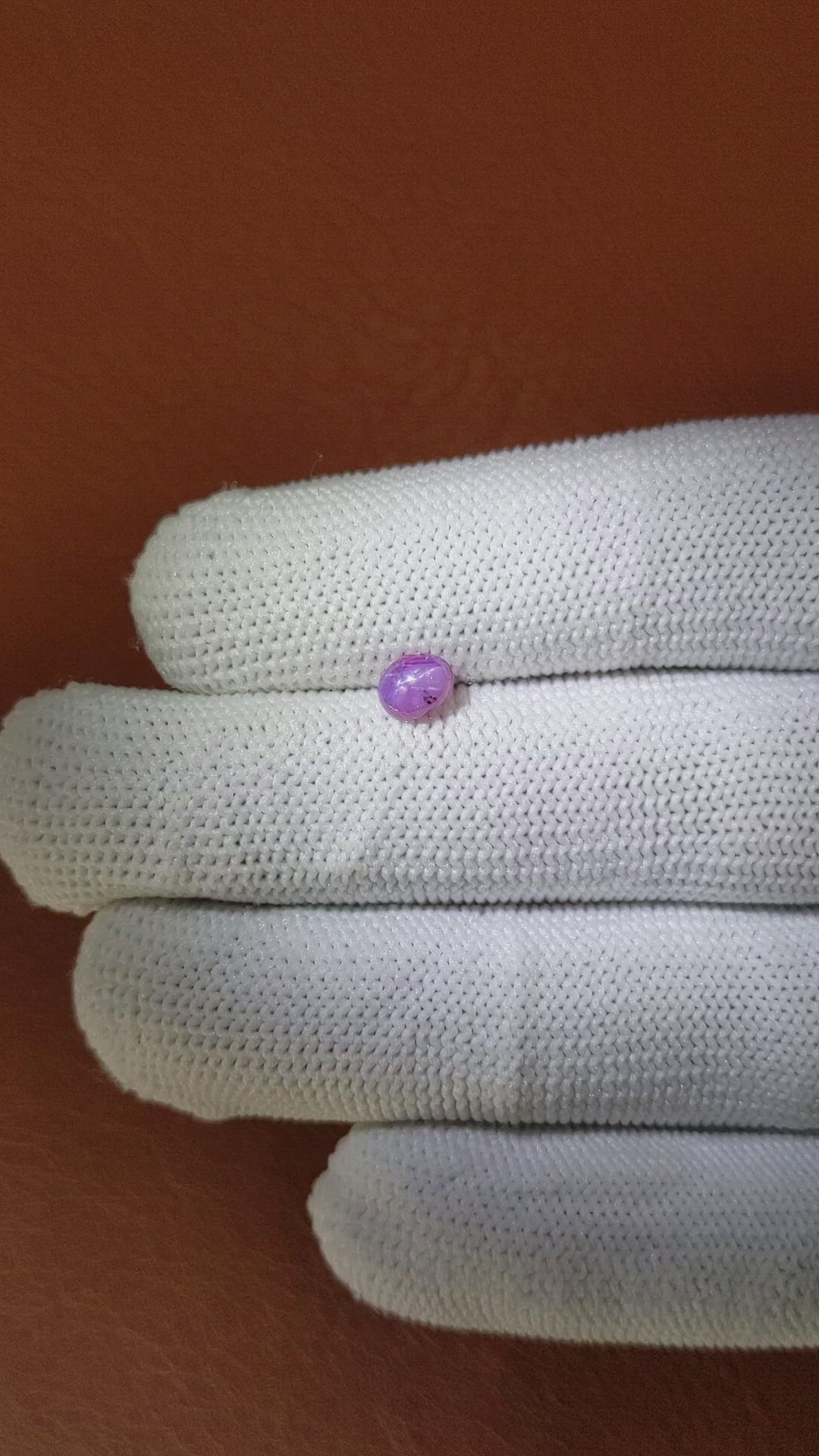 0.93 Ct. Pinkish Purple Star Sapphire from Ceylon (Sri Lanka) Size Video