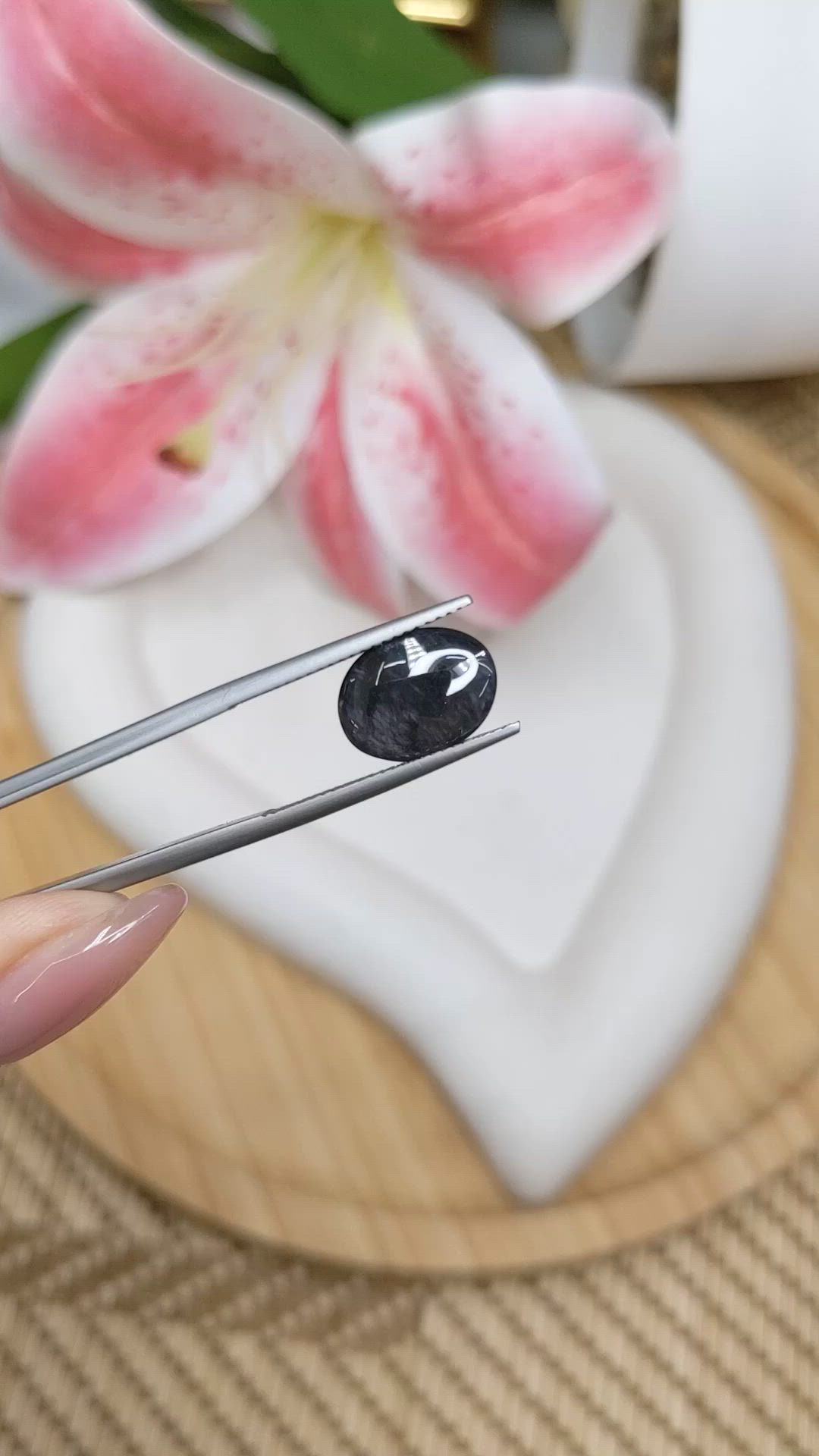 3.09 Ct. Black Cabochon Sapphire from Ceylon (Sri Lanka) Size Video