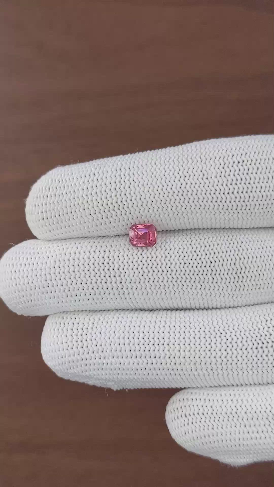 1.06 Ct. Reddish Pink Sapphire from Ceylon (Sri Lanka) Size Video