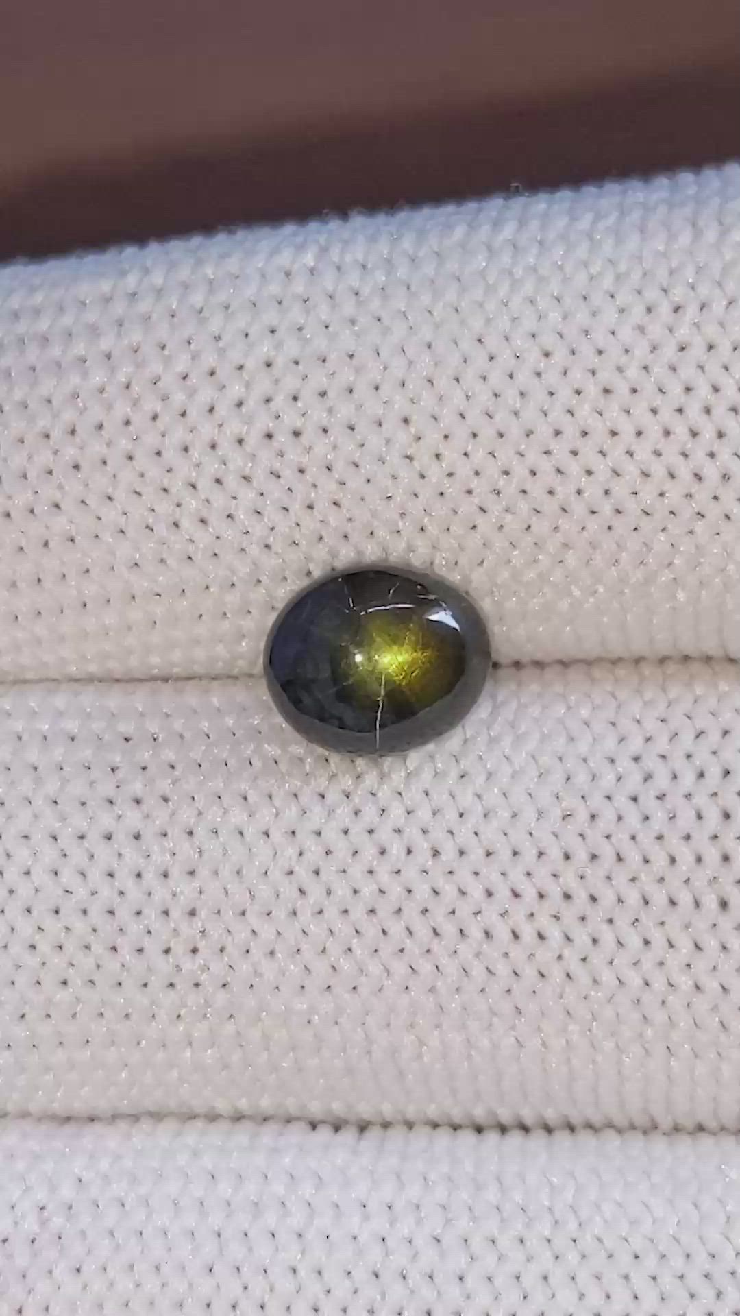 3.24 Ct. Yellowish Green Star Sapphire from Ceylon (Sri Lanka) Size Video