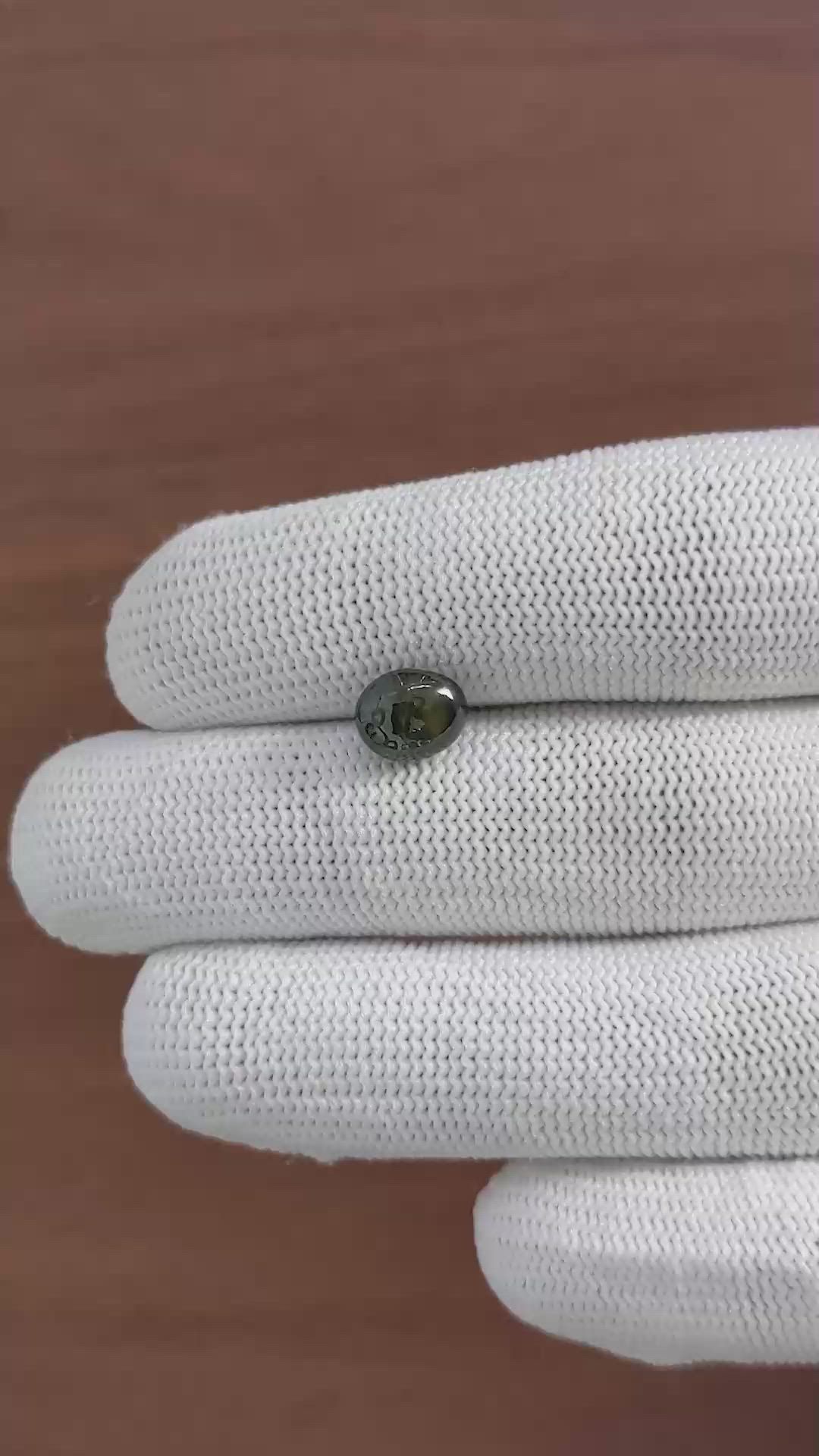 3.24 Ct. Yellowish Green Star Sapphire from Ceylon (Sri Lanka) Size Video