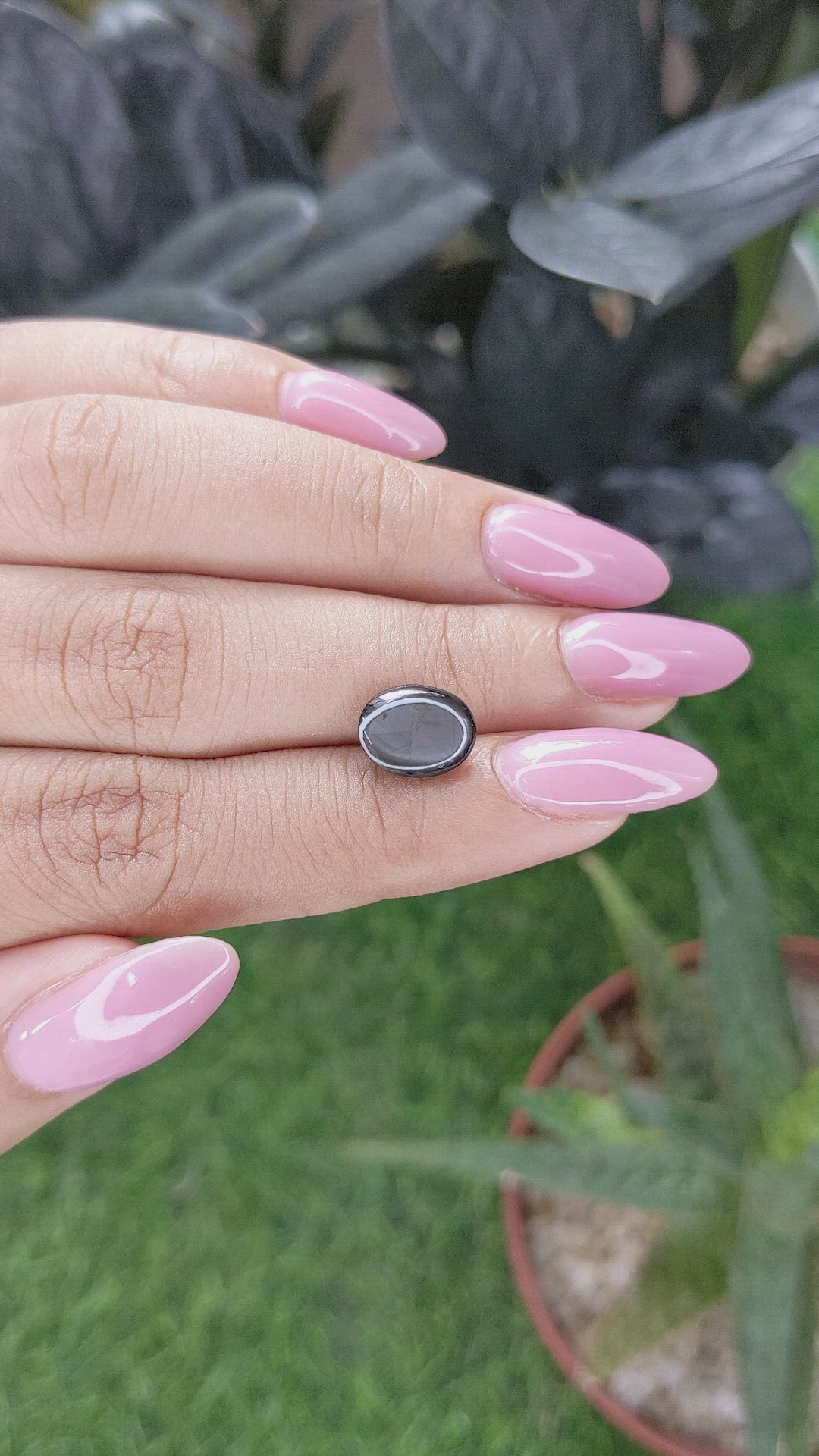 3.94 Ct. Black Star Sapphire from Ceylon (Sri Lanka) Size Video
