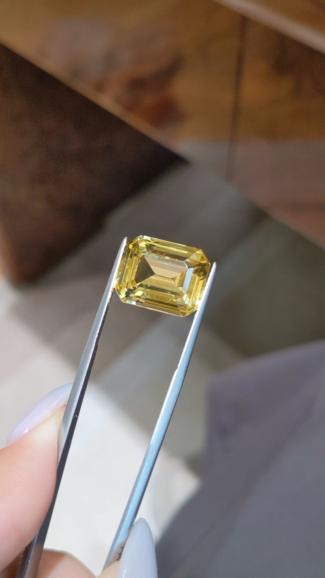 12.33 Ct. Yellow Sapphire from Ceylon (Sri Lanka) Size Video