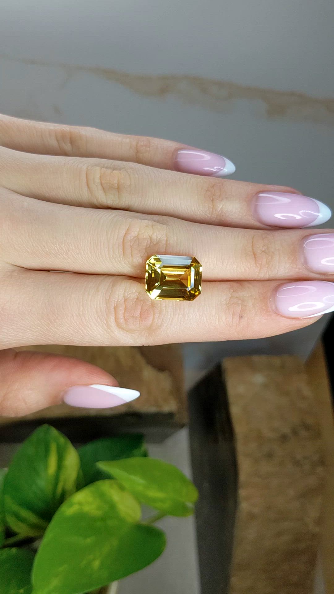 12.33 Ct. Yellow Sapphire from Ceylon (Sri Lanka) Size Video