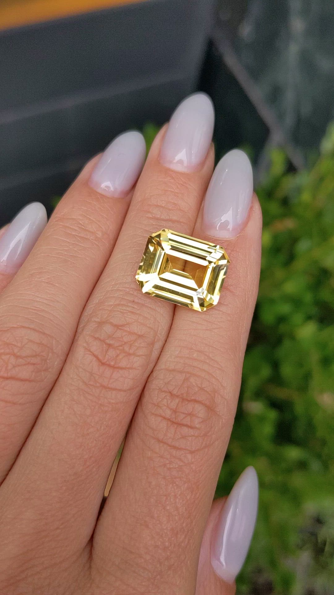 12.33 Ct. Yellow Sapphire from Ceylon (Sri Lanka) Size Video