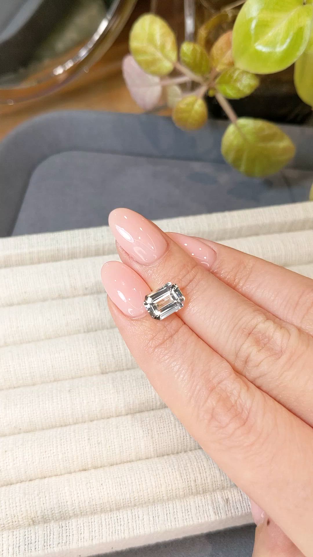 3.21 Ct. White Sapphire from Ceylon (Sri Lanka) Size Video