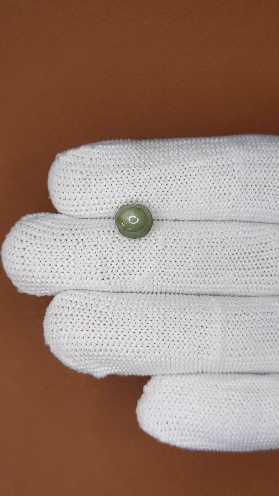 2.86 Ct. Green Star Sapphire from Ceylon (Sri Lanka) Size Video