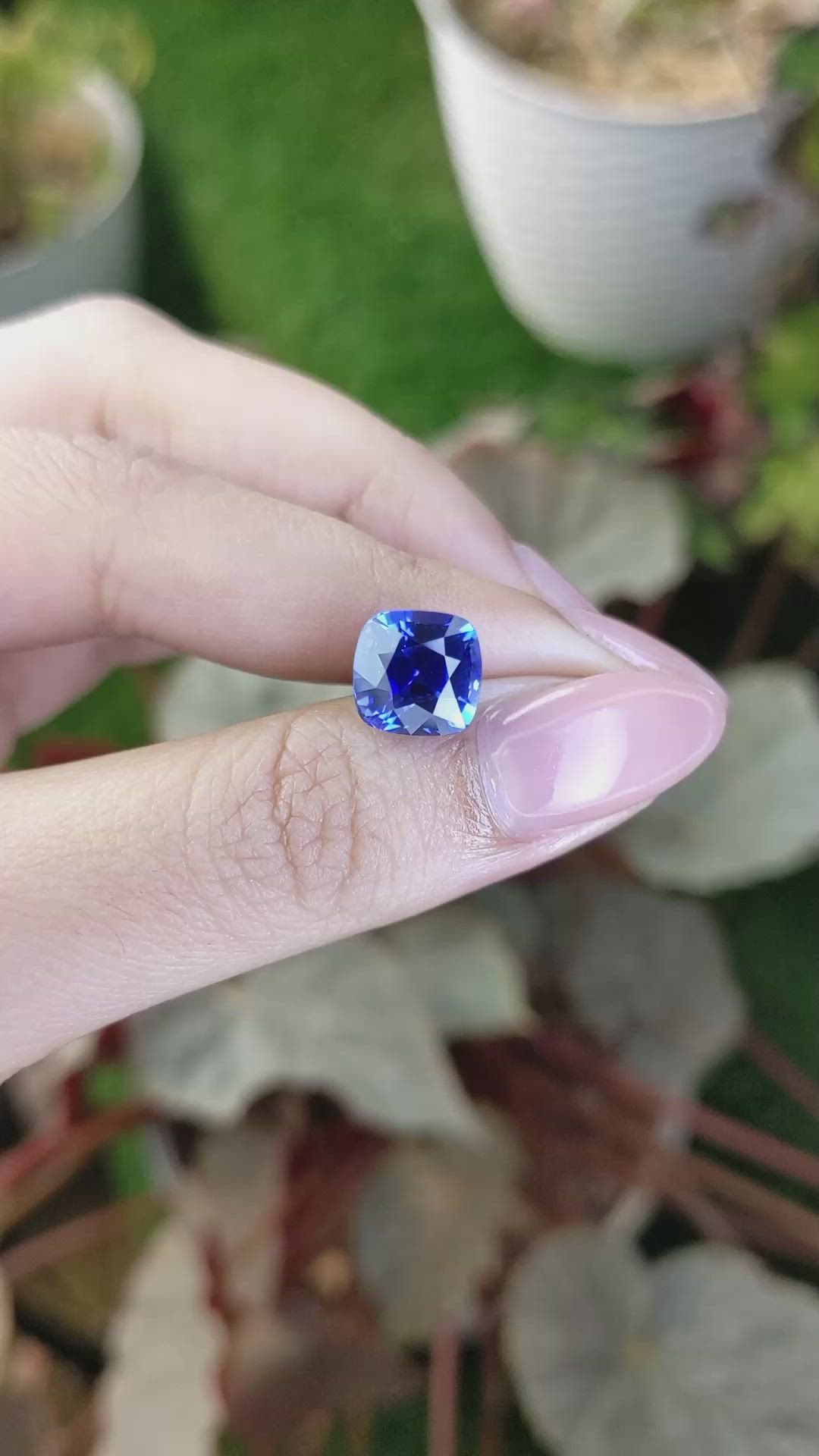 6.22 Ct. Blue Sapphire from Ceylon (Sri Lanka) Size Video