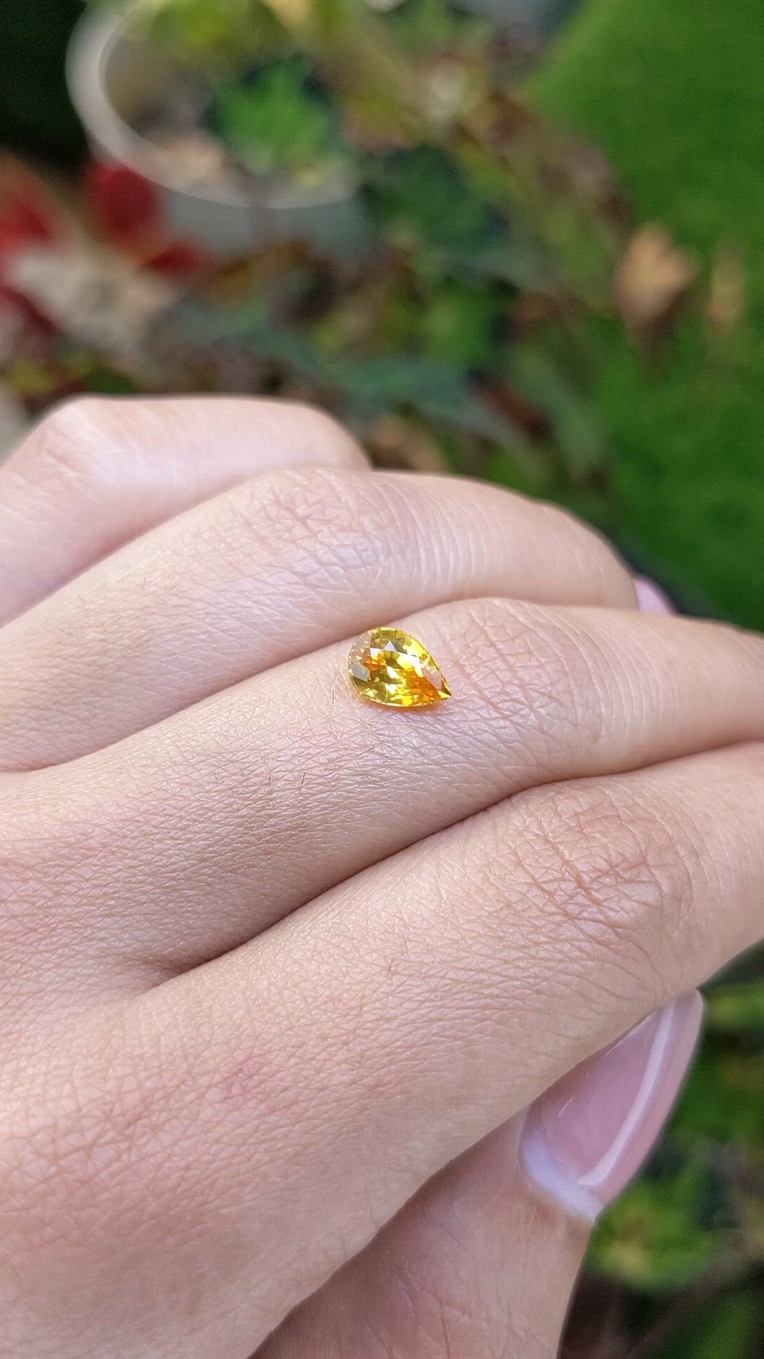 1.13 Ct. Orangish Yellow Sapphire from Ceylon (Sri Lanka) Size Video