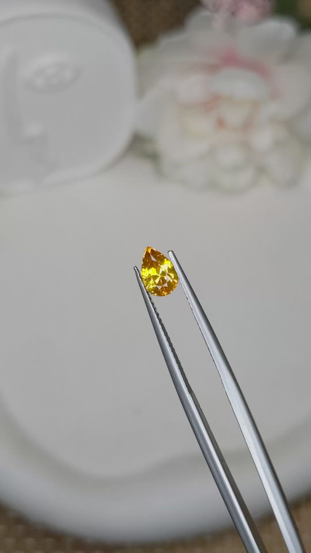 1.13 Ct. Orangish Yellow Sapphire from Ceylon (Sri Lanka) Size Video