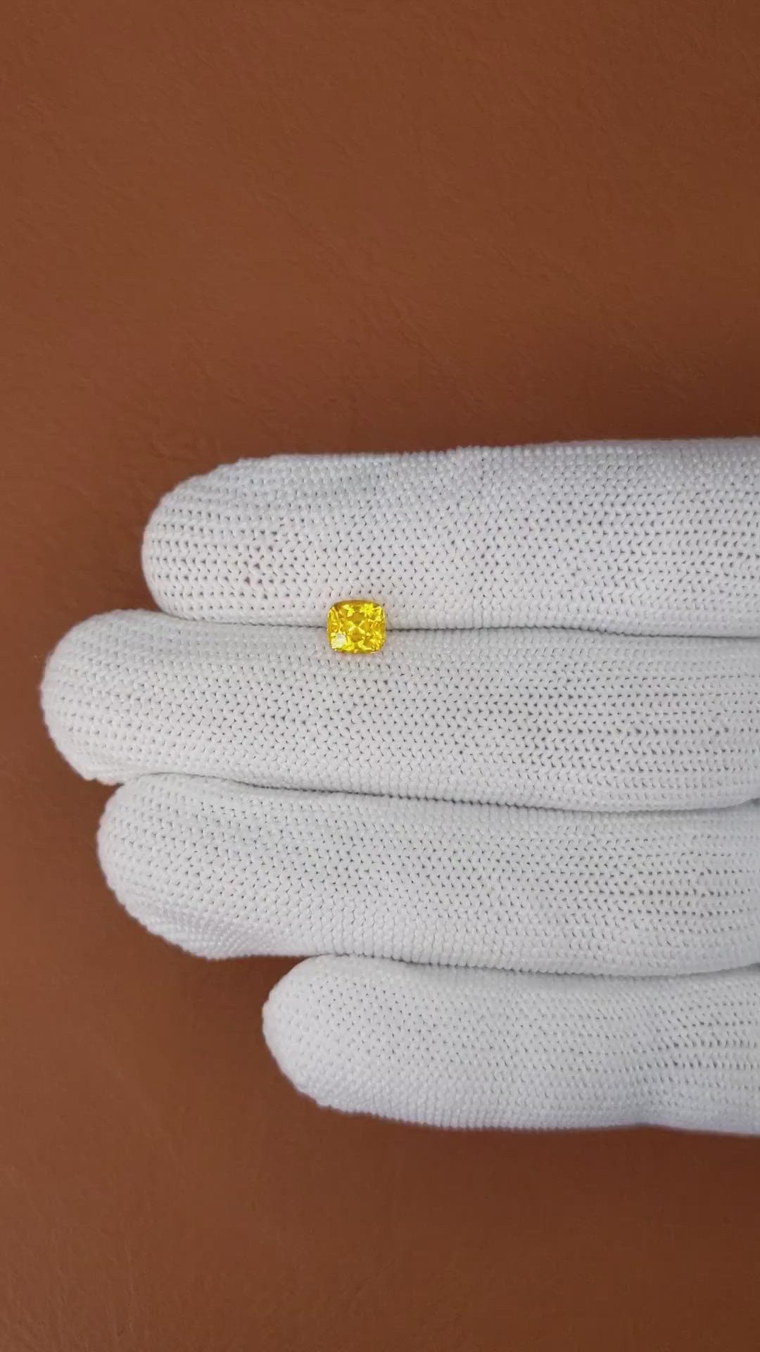 1.11 Ct. Orangish Yellow Sapphire from Ceylon (Sri Lanka) Size Video