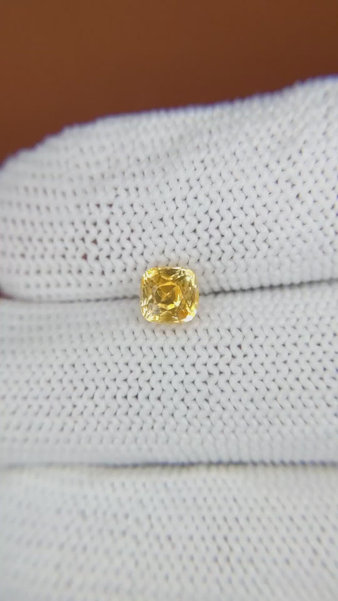 1.10 Ct. Yellow Sapphire from Ceylon (Sri Lanka) Size Video