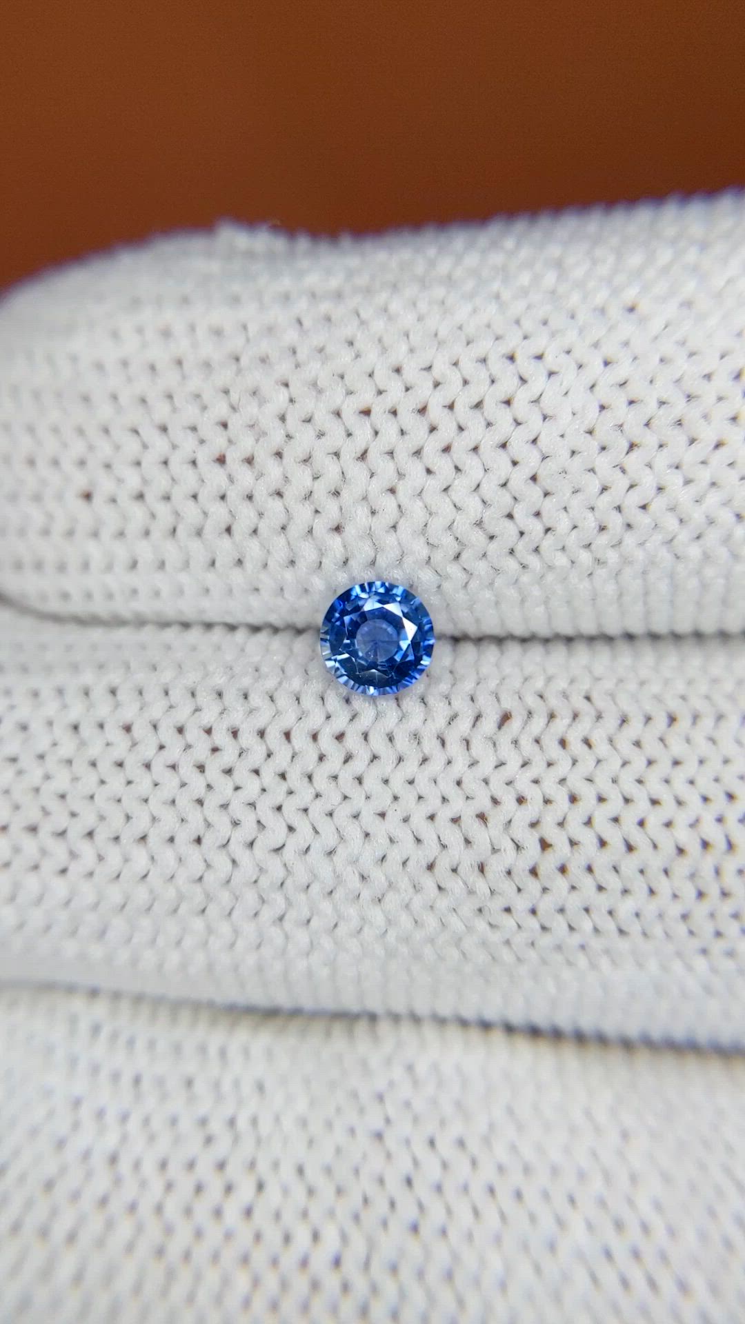 0.42 Ct. Blue Sapphire from Ceylon (Sri Lanka) Size Video