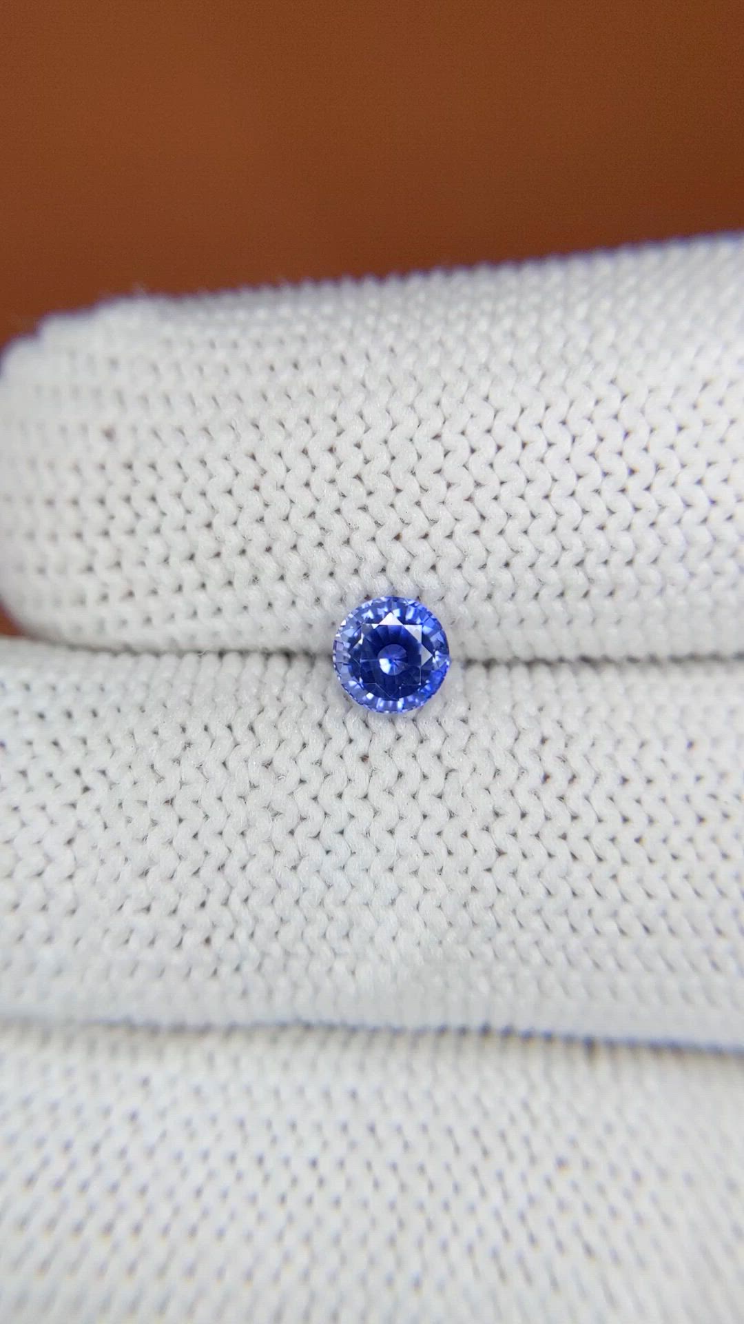 0.55 Ct. Blue Sapphire from Ceylon (Sri Lanka) Size Video