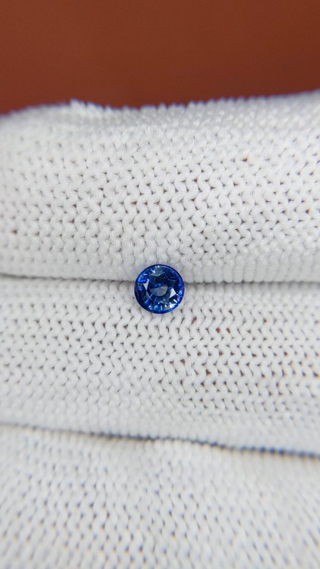 0.53 Ct. Blue Sapphire from Ceylon (Sri Lanka) Size Video