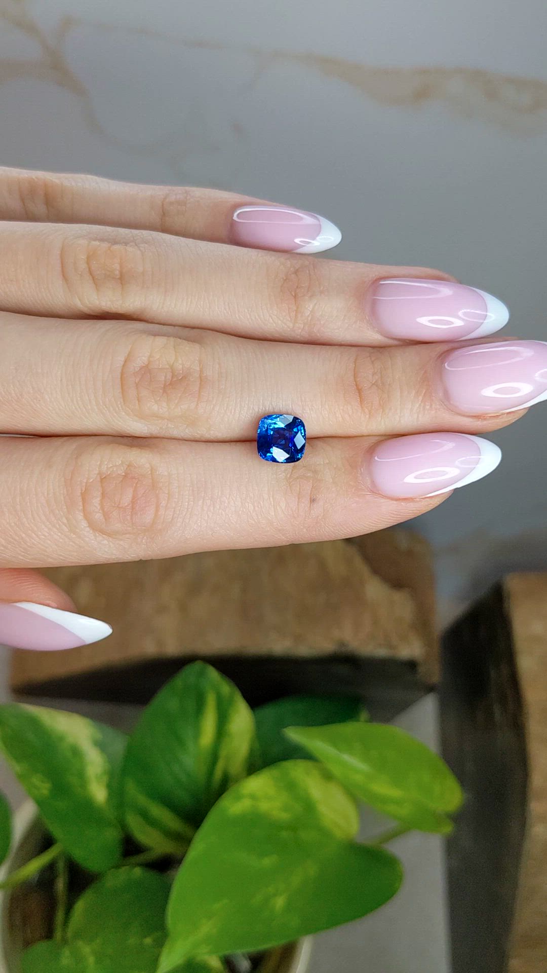 2.31 Ct. Blue Sapphire from Ceylon (Sri Lanka) Size Video