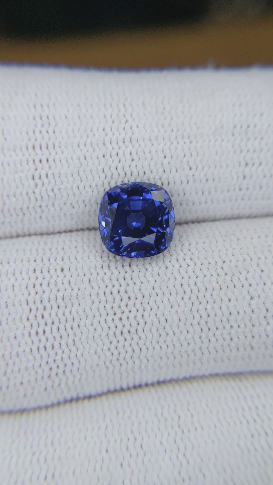 3.28 Ct. Blue Sapphire from Ethiopia Size Video