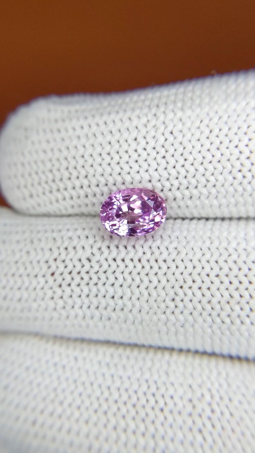 2.03 Ct. Purplish Pink Sapphire from Ceylon (Sri Lanka) Size Video