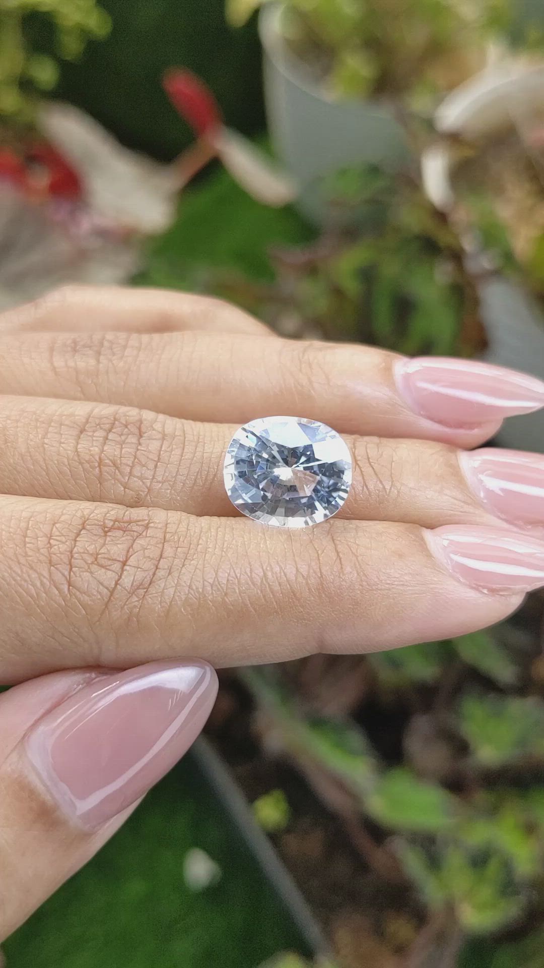 8.02 Ct. White Sapphire from Ceylon (Sri Lanka) Size Video