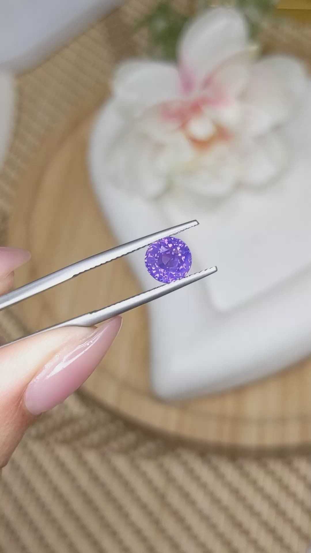 2.06 Ct. Pinkish Purple Sapphire from Ceylon (Sri Lanka) Size Video
