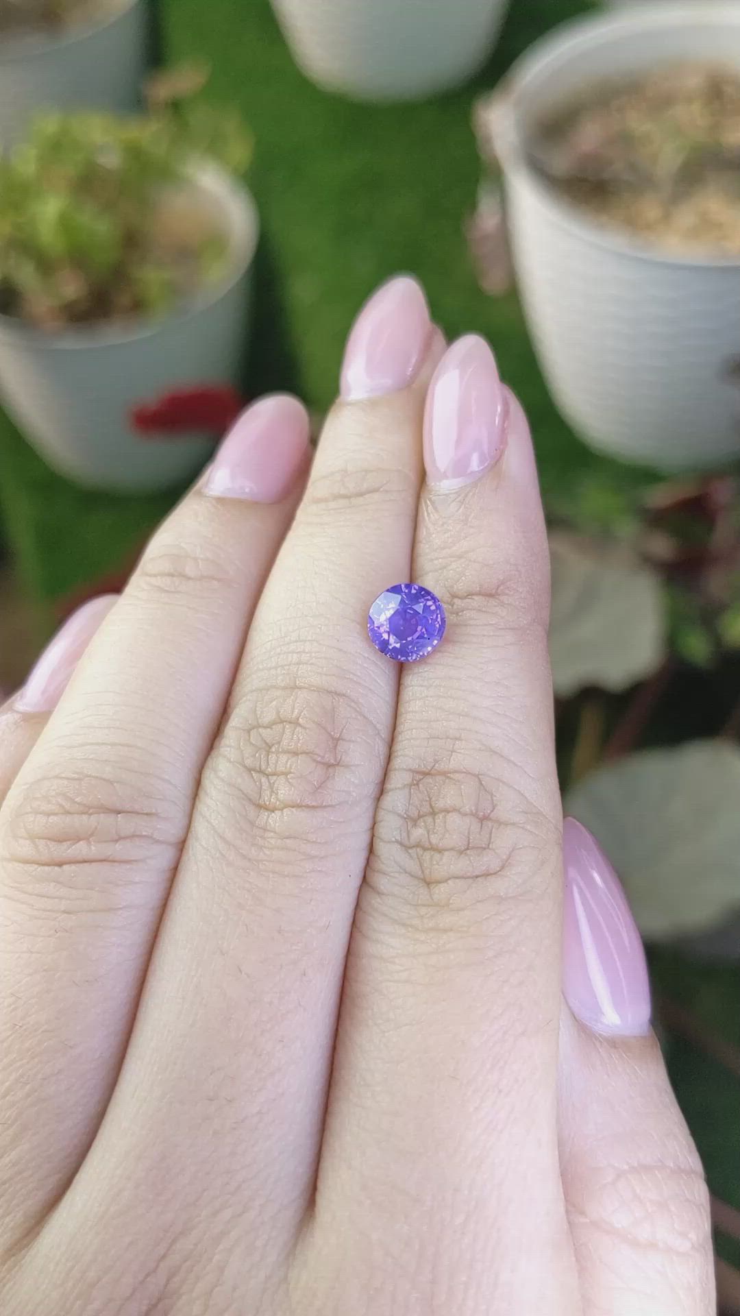2.06 Ct. Pinkish Purple Sapphire from Ceylon (Sri Lanka) Size Video