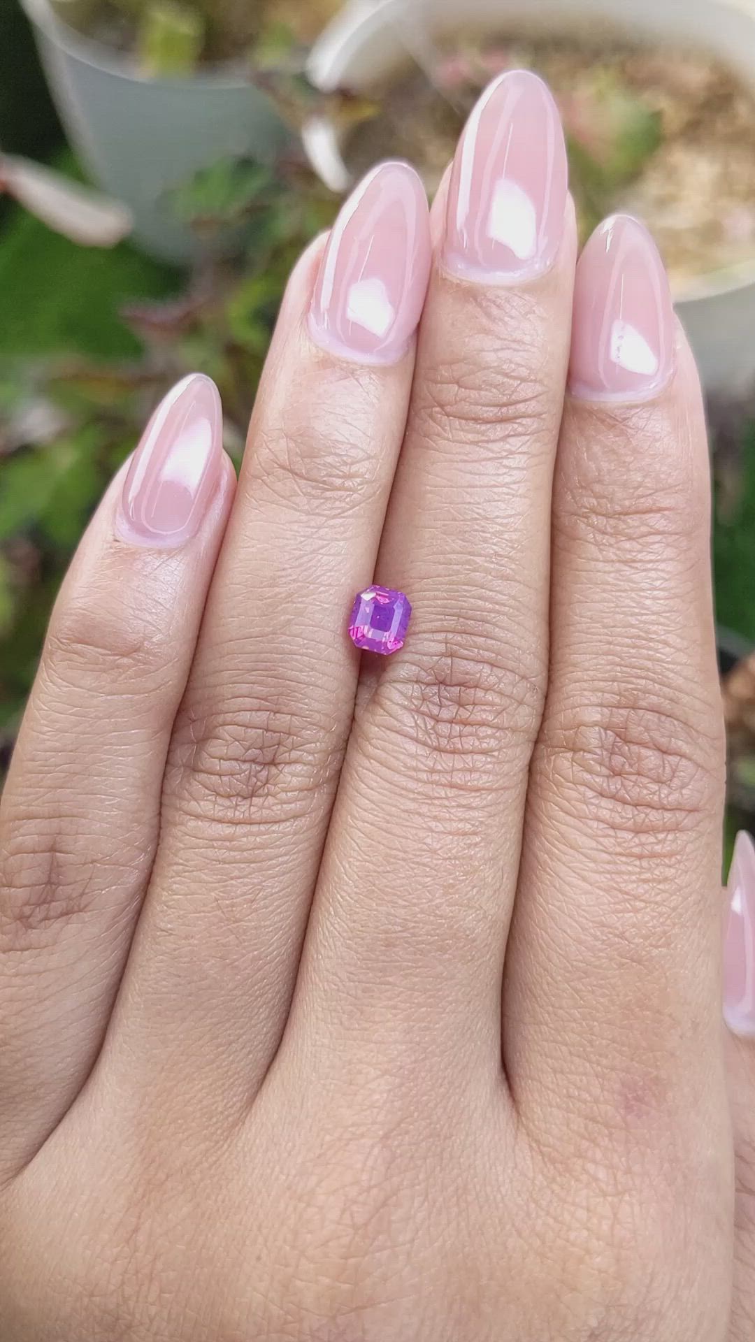 1.12 Ct. Pinkish Purple Sapphire from Ceylon (Sri Lanka) Size Video