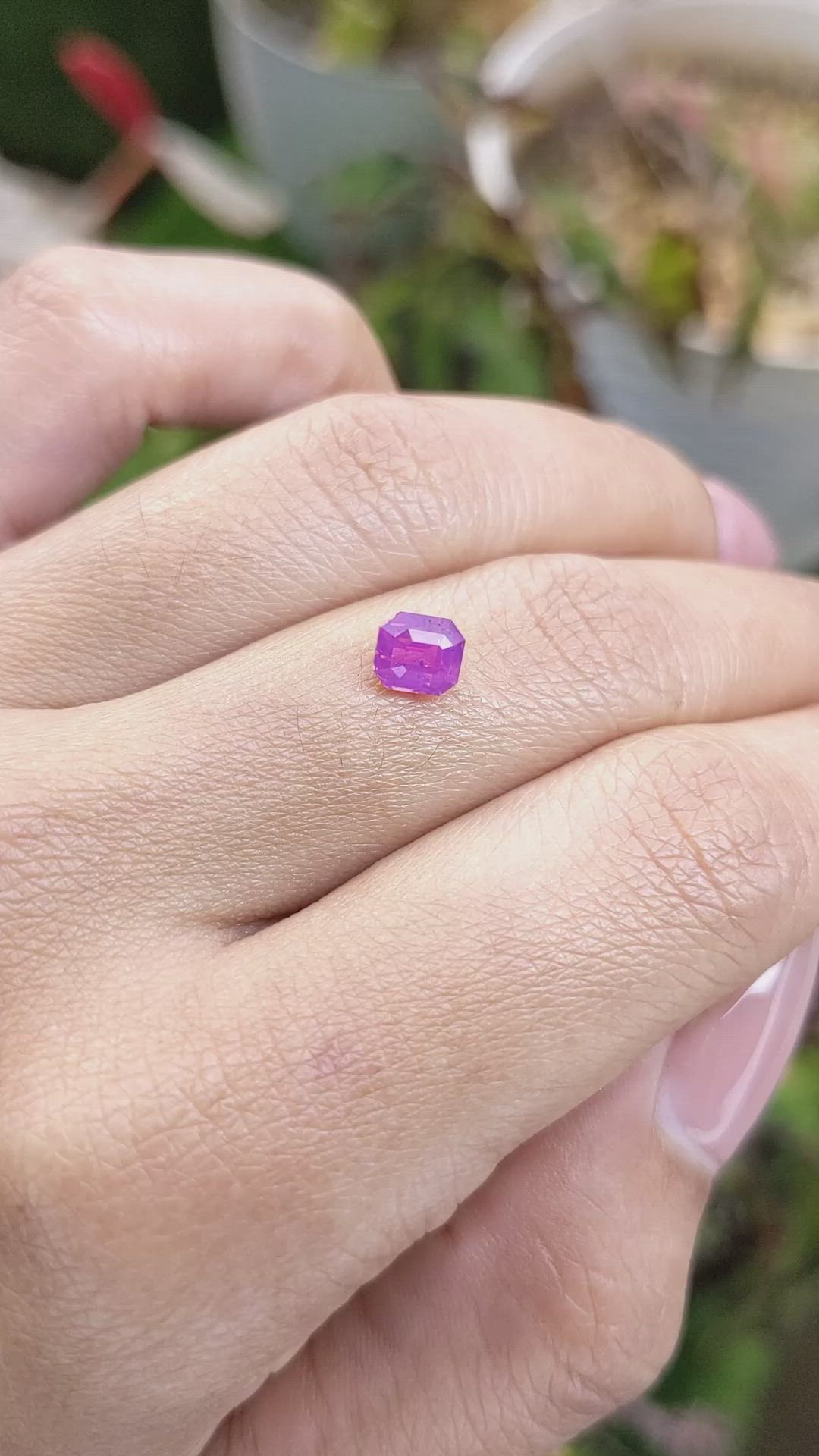 1.12 Ct. Pinkish Purple Sapphire from Ceylon (Sri Lanka) Size Video