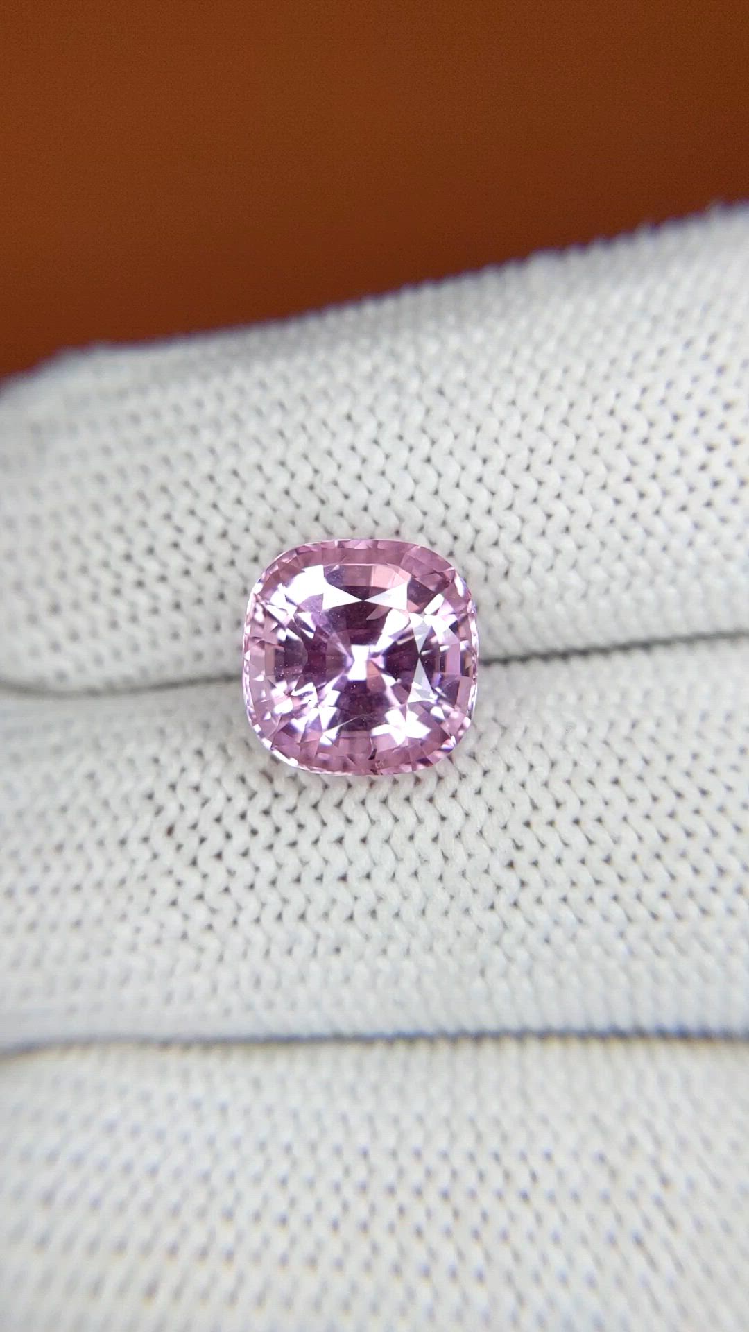 5.18 Ct. Pink Sapphire from Ceylon (Sri Lanka) Size Video