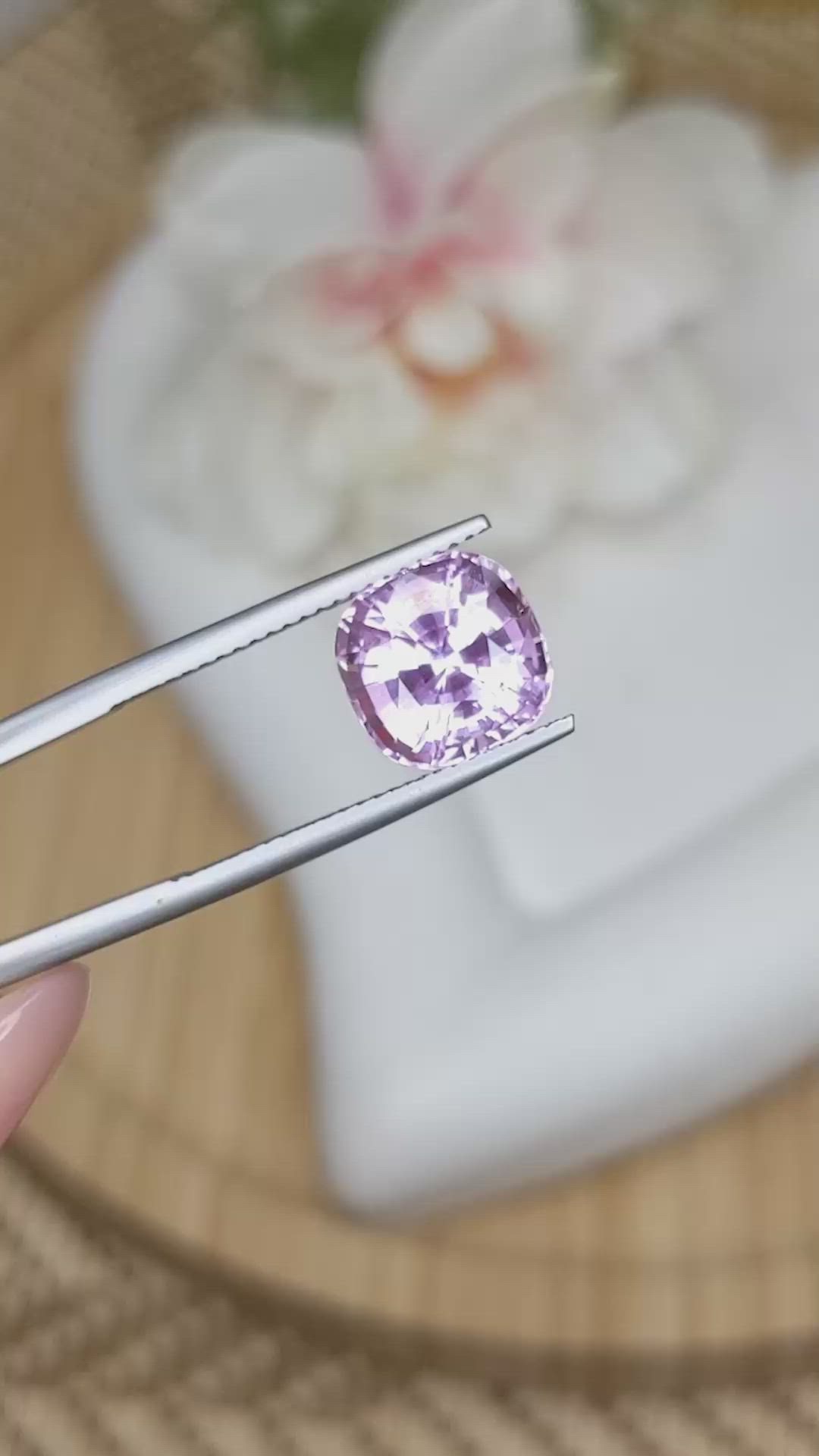 5.18 Ct. Pink Sapphire from Ceylon (Sri Lanka) Size Video