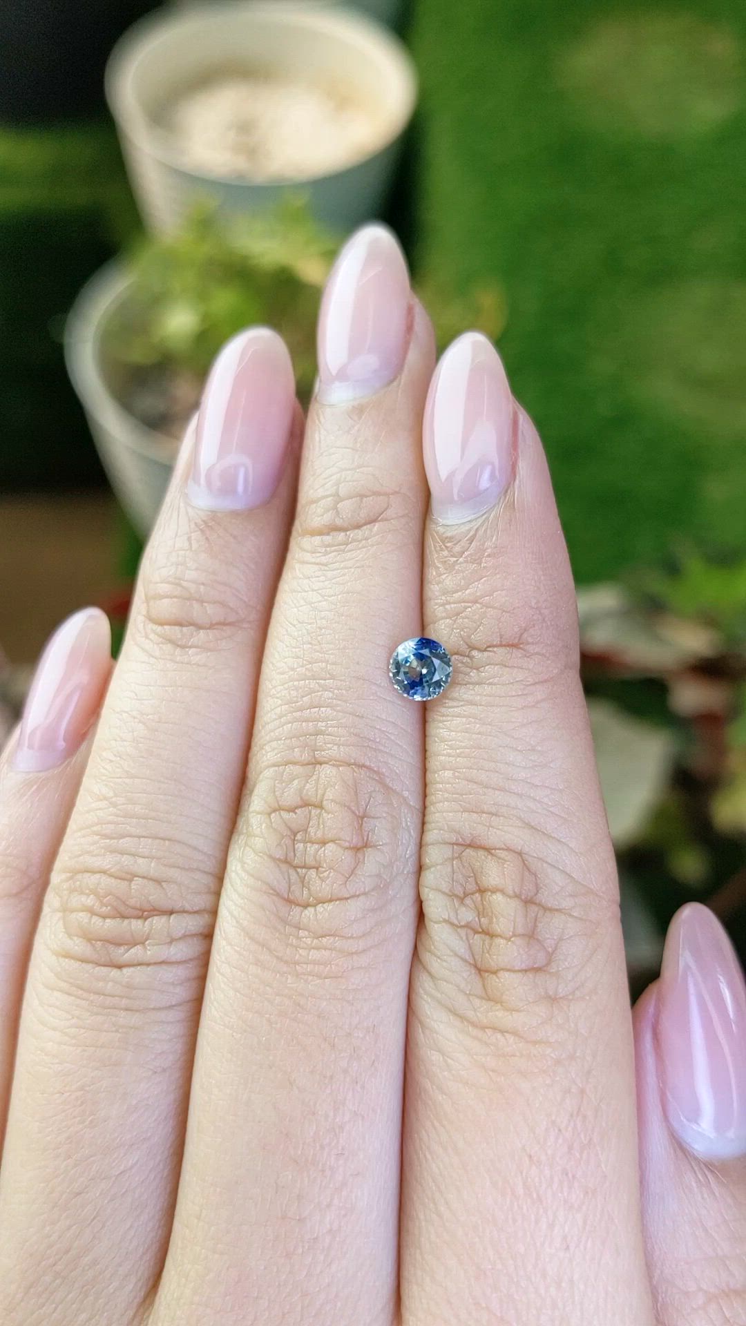 0.74 Ct. Bi Color / Parti Sapphire from Ceylon (Sri Lanka) Size Video