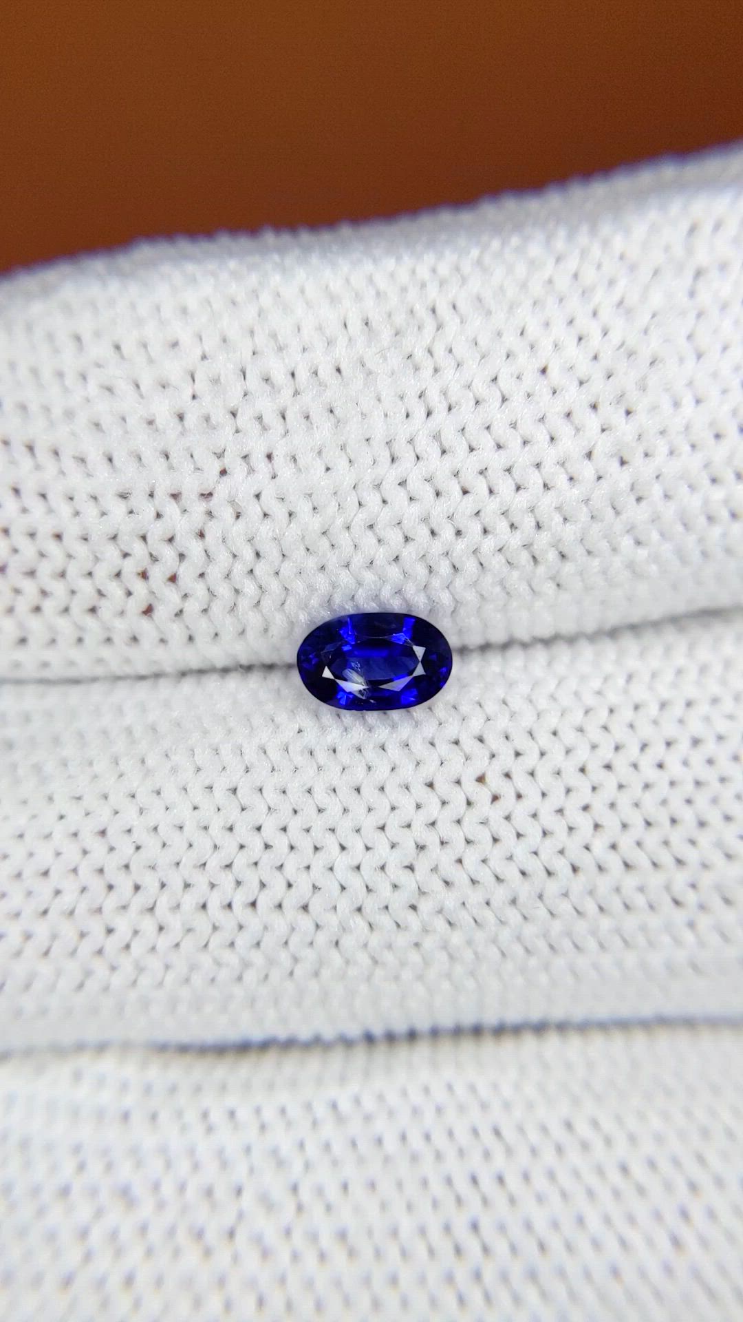 0.69 Ct. Blue Sapphire from Ceylon (Sri Lanka) Size Video