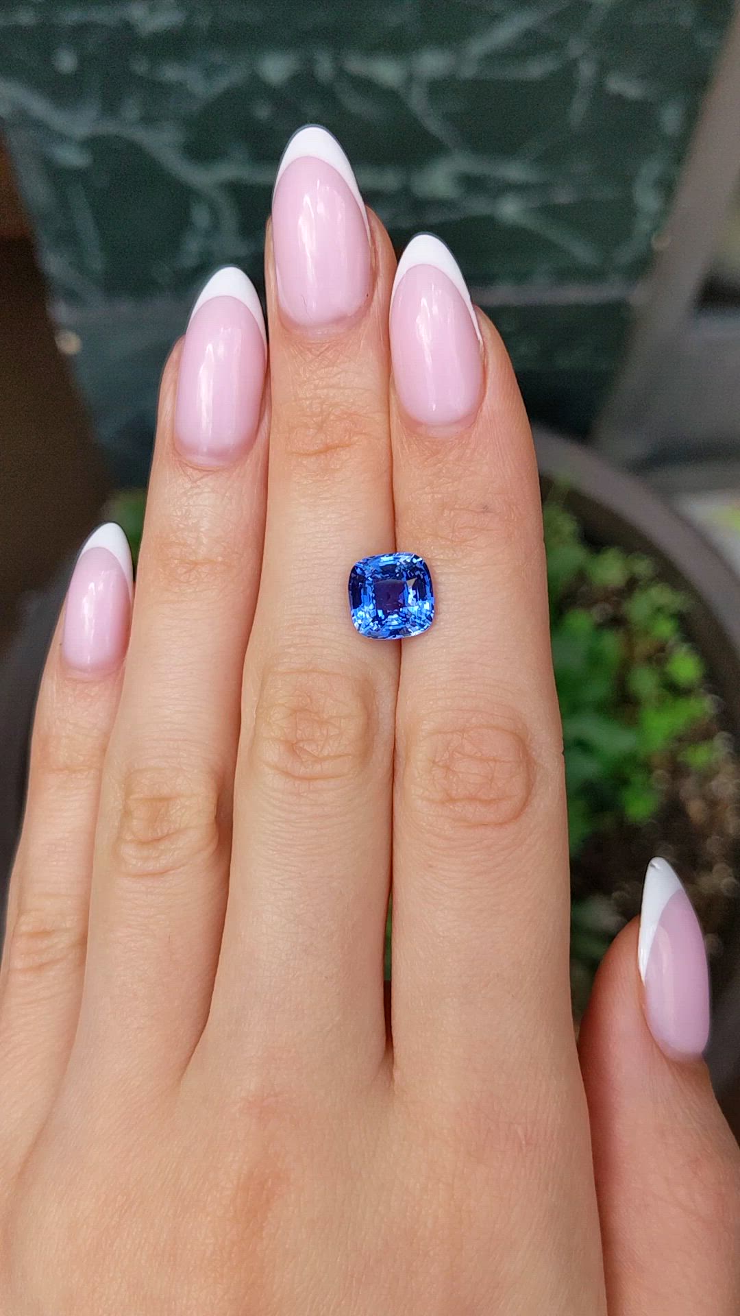 5.03 Ct. Blue Sapphire from Ceylon (Sri Lanka) Size Video