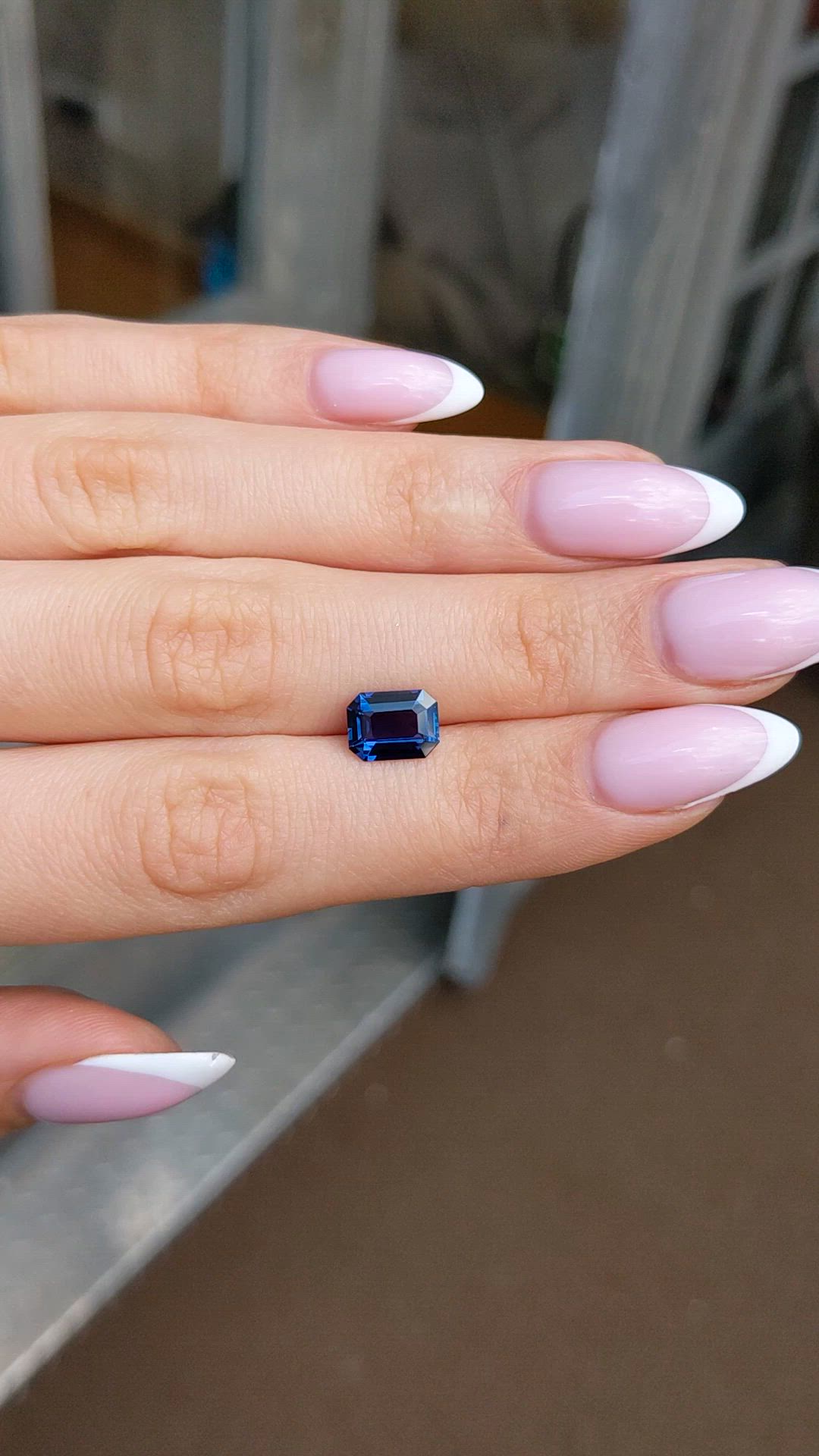 2.23 Ct. Purplish Blue Sapphire from Ceylon (Sri Lanka) Size Video