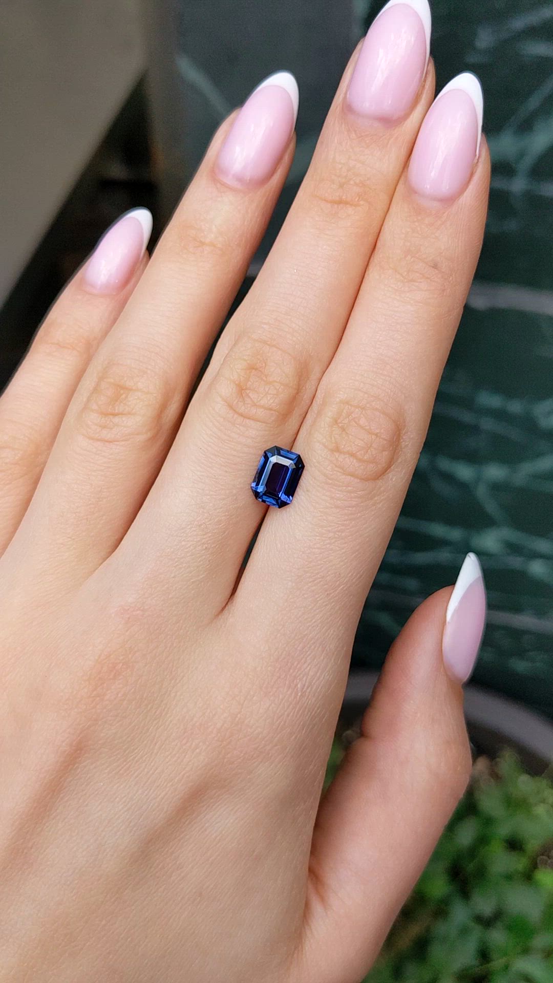 2.23 Ct. Purplish Blue Sapphire from Ceylon (Sri Lanka) Size Video