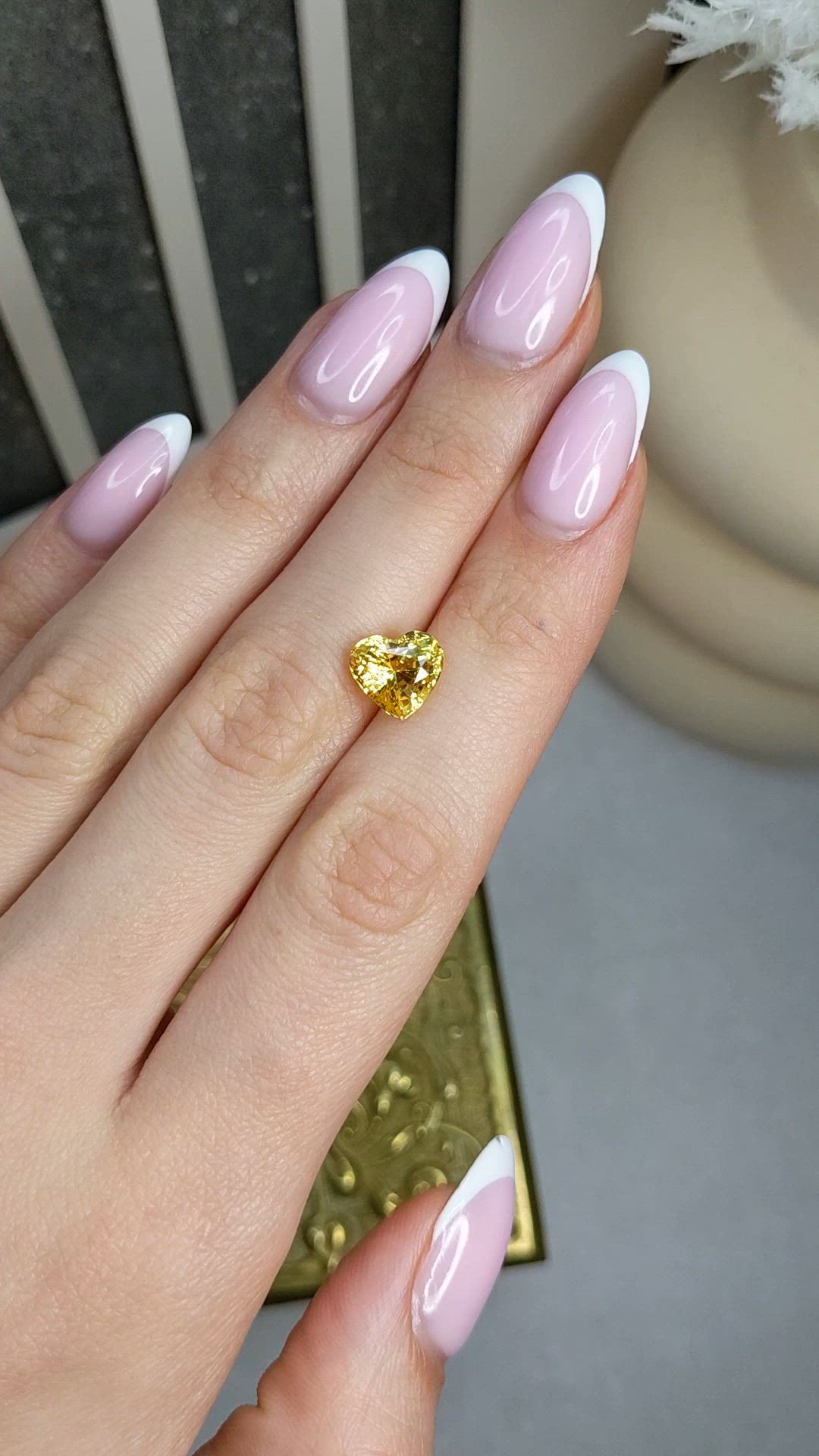 3.73 Ct. Yellow Sapphire from Ceylon (Sri Lanka) Size Video