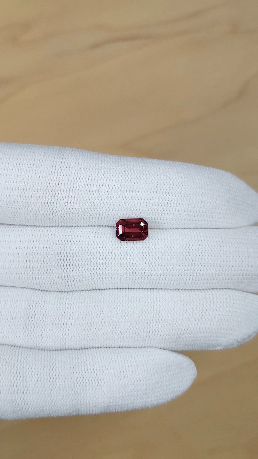 2.01 Ct. Pinkish Brown Sapphire from Ceylon (Sri Lanka) Size Video