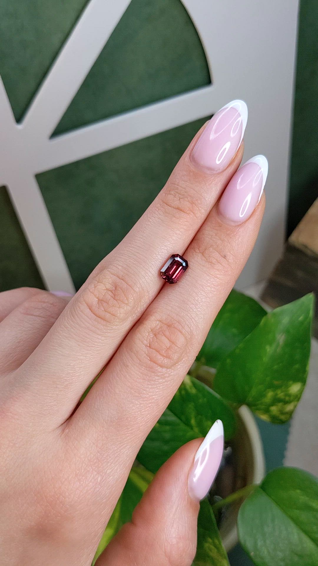 2.01 Ct. Pinkish Brown Sapphire from Ceylon (Sri Lanka) Size Video
