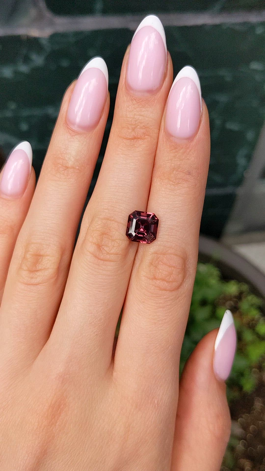 4.01 Ct. Reddish Pink Sapphire from Ceylon (Sri Lanka) Size Video