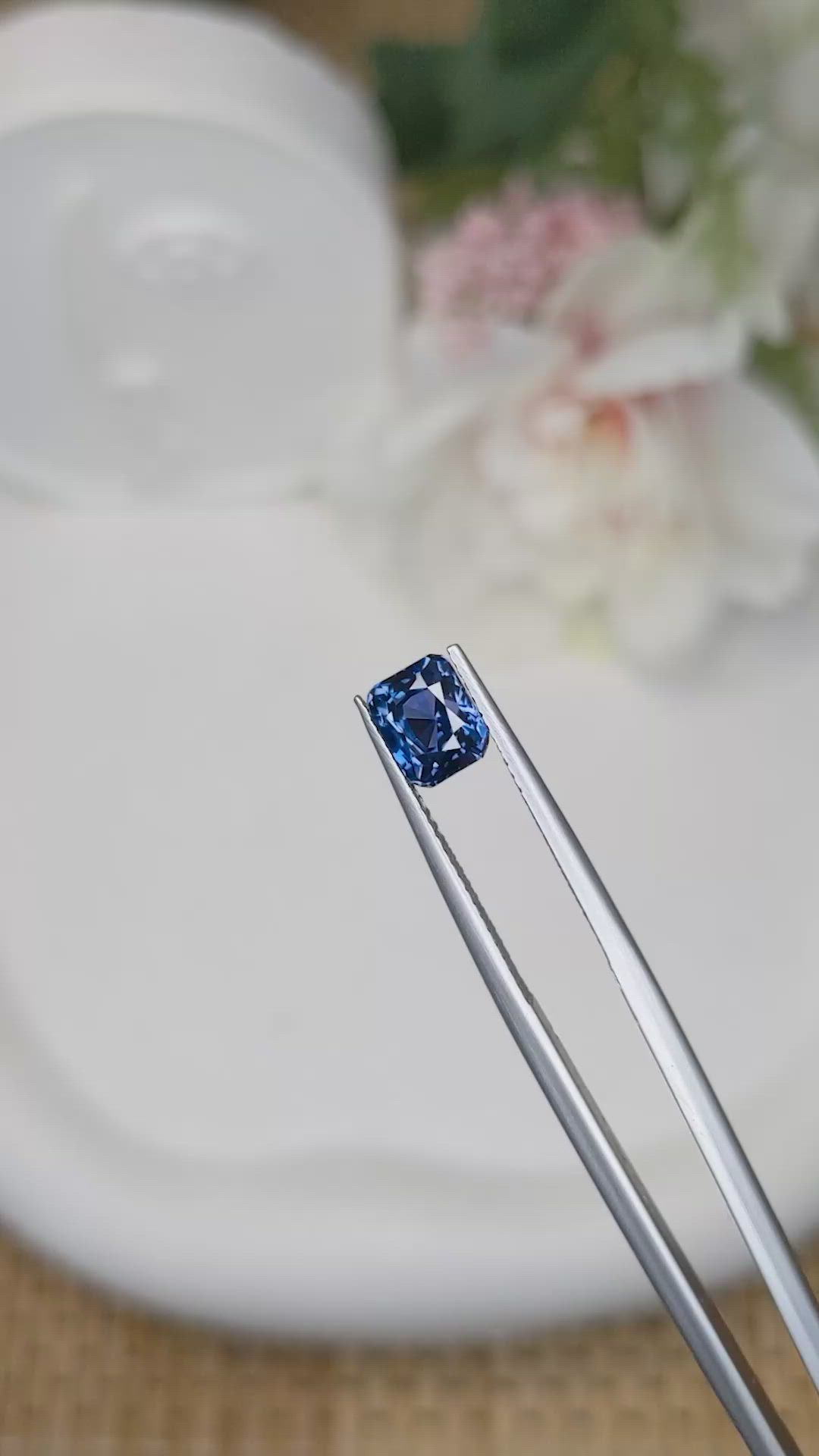 1.92 Ct. Blue Sapphire from Ceylon (Sri Lanka) Size Video
