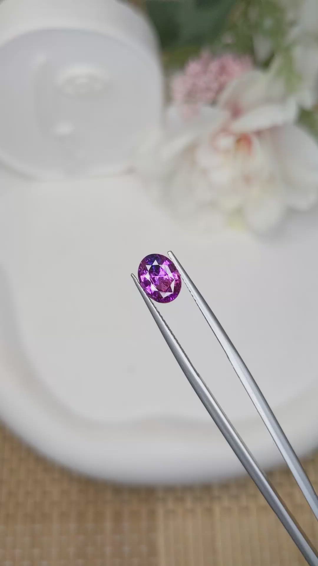 2.14 Ct. Pinkish Purple Sapphire from Ceylon (Sri Lanka) Size Video