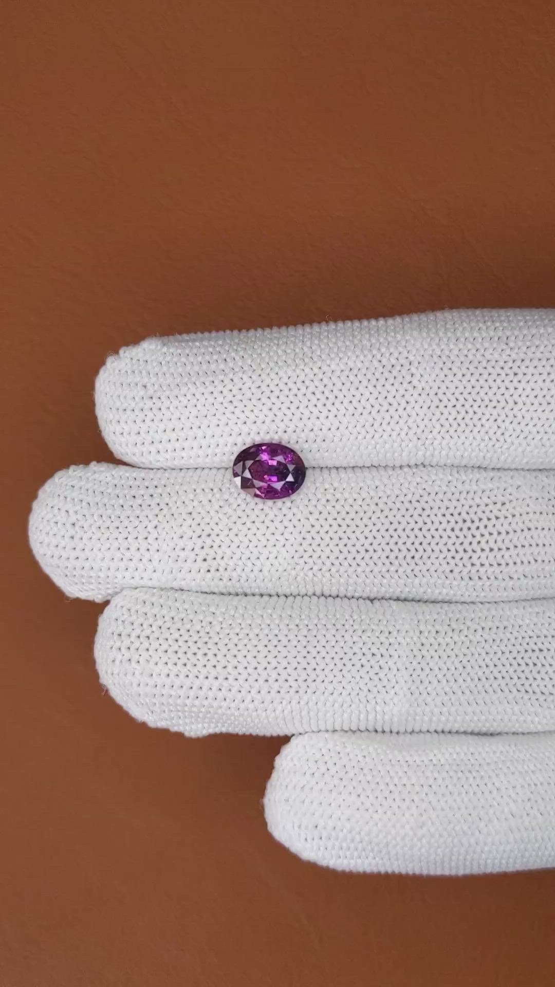 2.14 Ct. Pinkish Purple Sapphire from Ceylon (Sri Lanka) Size Video