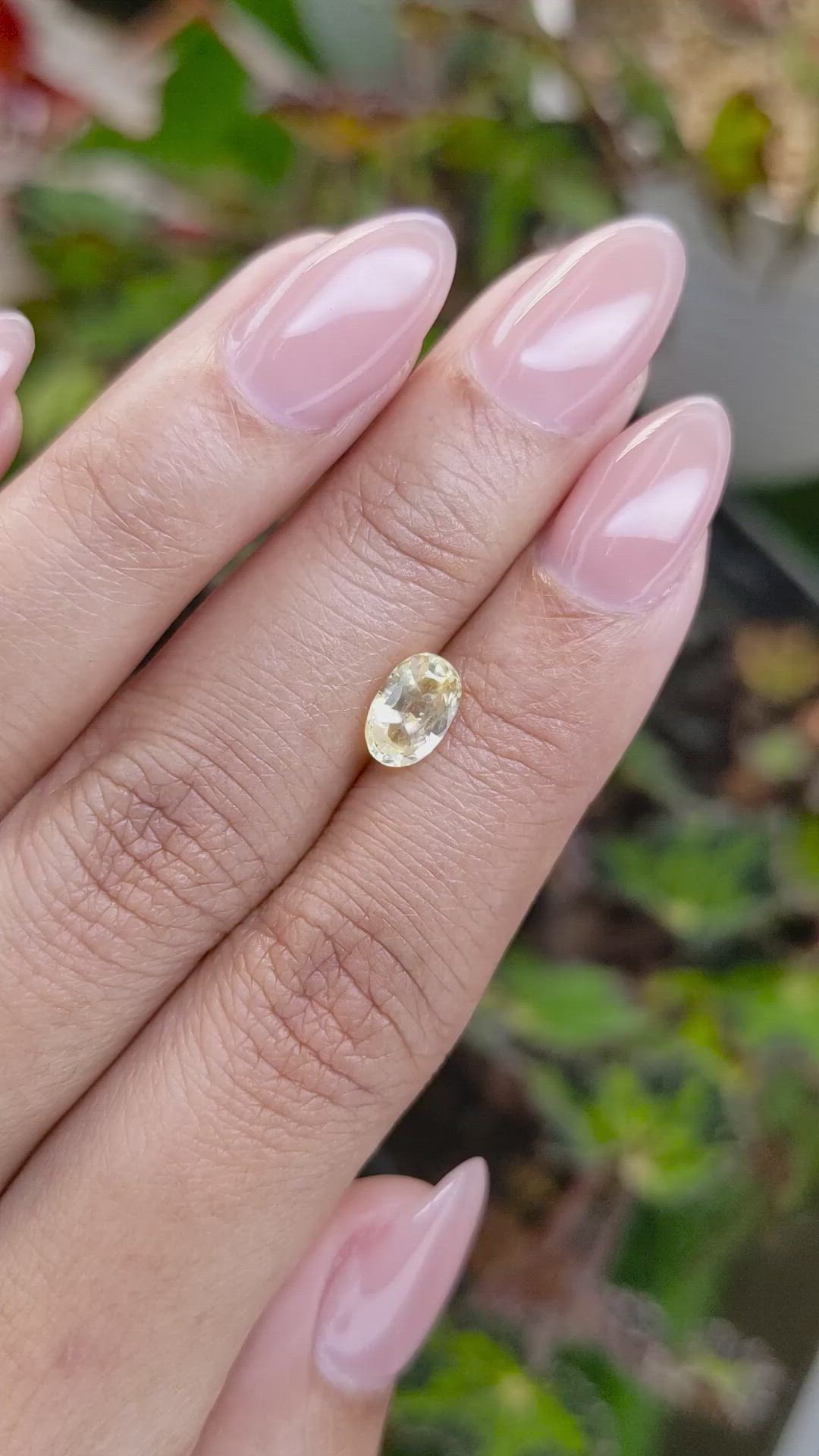1.29 Ct. Yellow Sapphire from Ceylon (Sri Lanka) Size Video