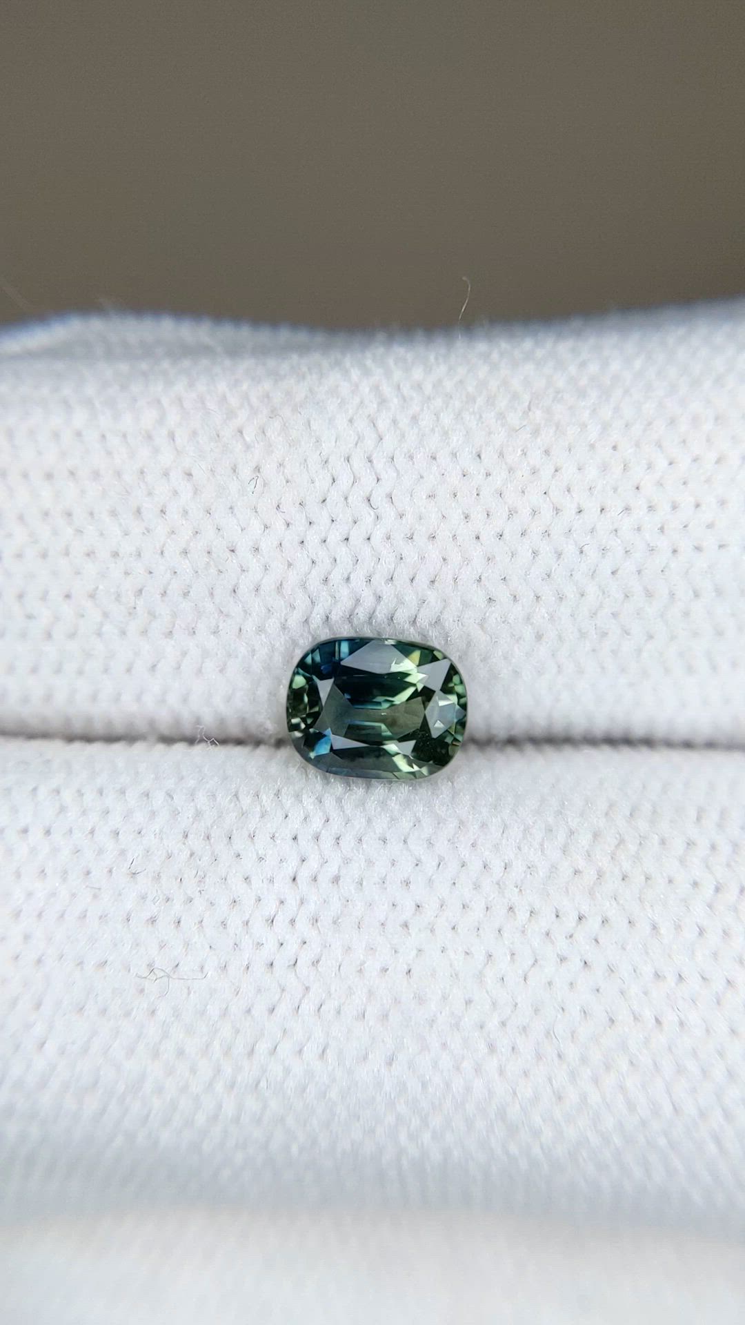1.05 Ct. Bi Color / Parti Sapphire from Madagascar Size Video
