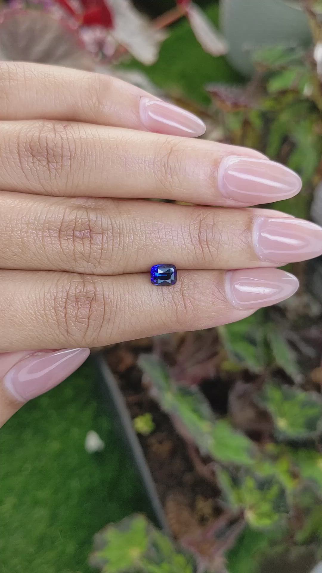 1.10 Ct. Blue Sapphire from Ceylon (Sri Lanka) Size Video
